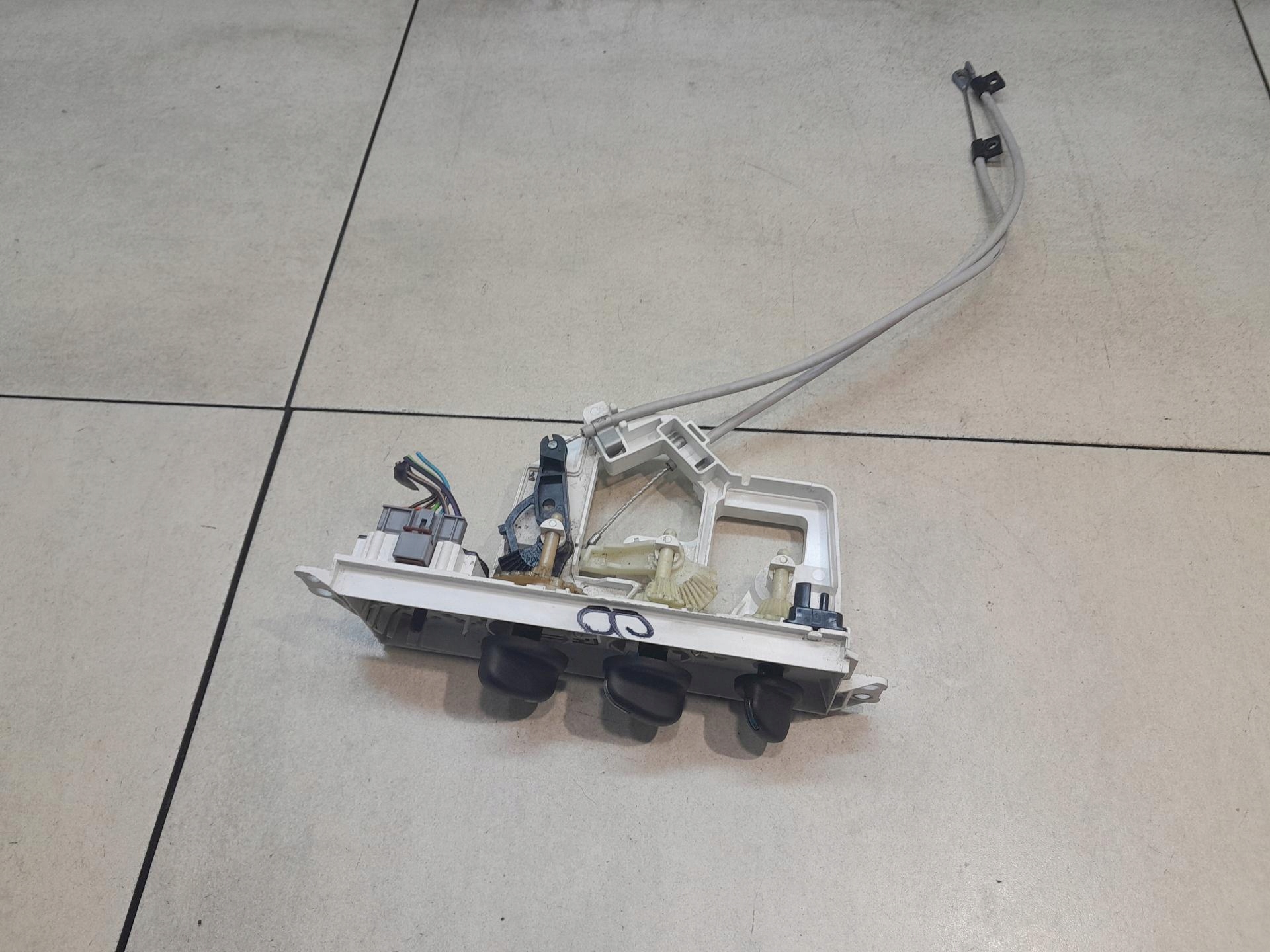 Panel klími Chrysler OE 04885336AA