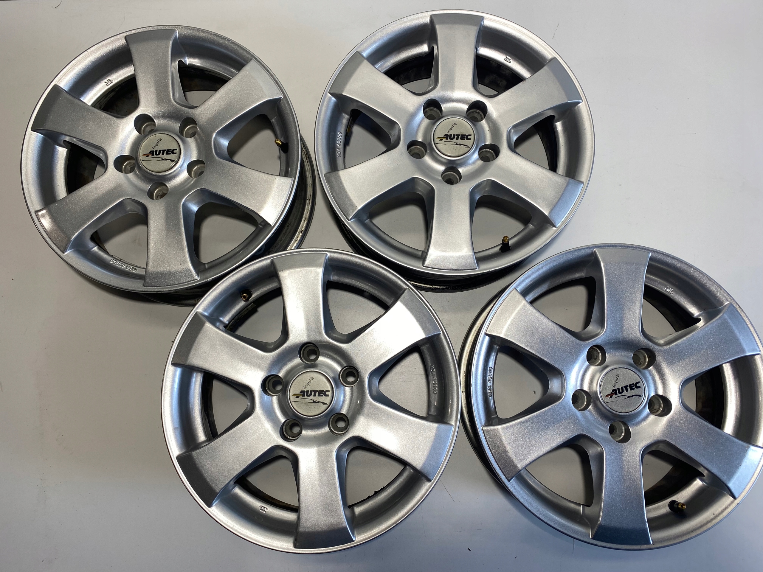 FELGI 15 AUTEC BALTIC 6x15 ET43 KBA45909 5X112