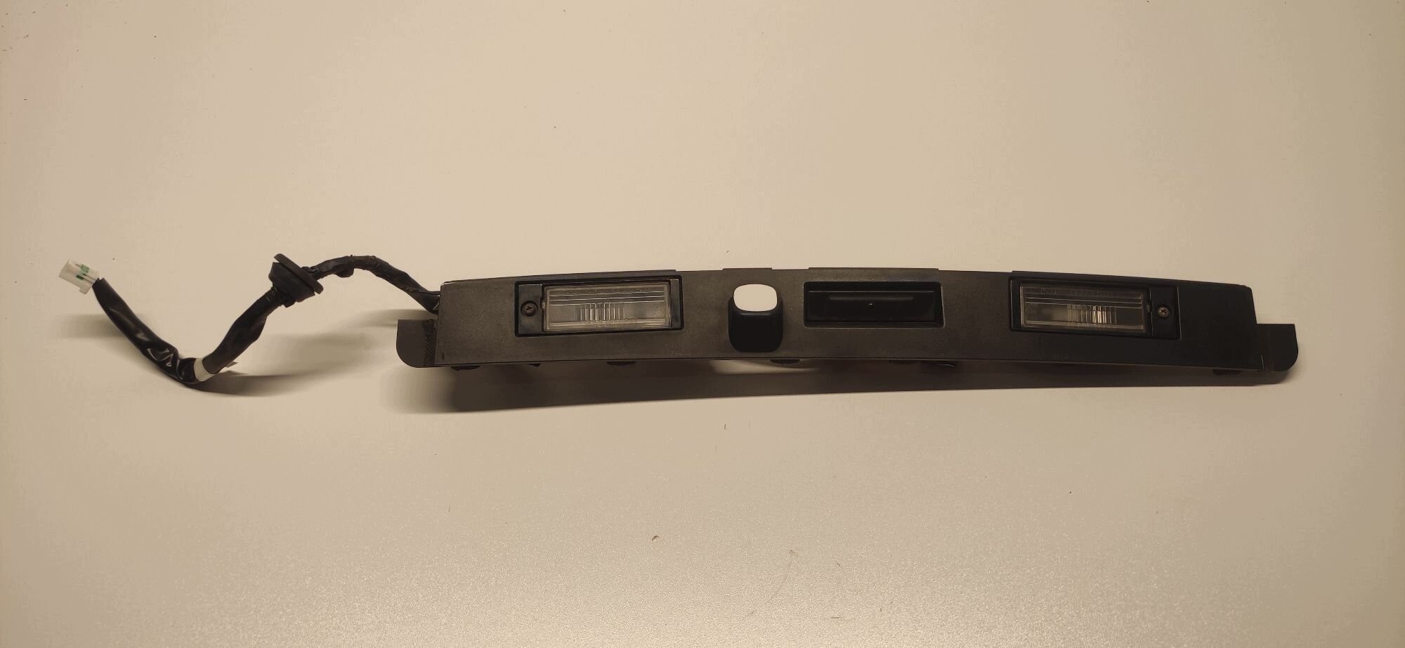 KIA CEED III KOMBI cap bonnet below KAMERE diodes 17-21