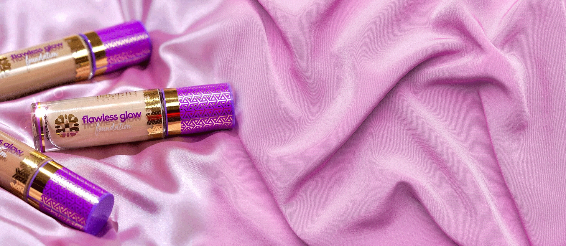 INGRID COSMETICS FLAWLESS GLOW 04 RITZY NUDE PODKŁAD ROZŚWIETLAJĄCY Poziom krycia średni