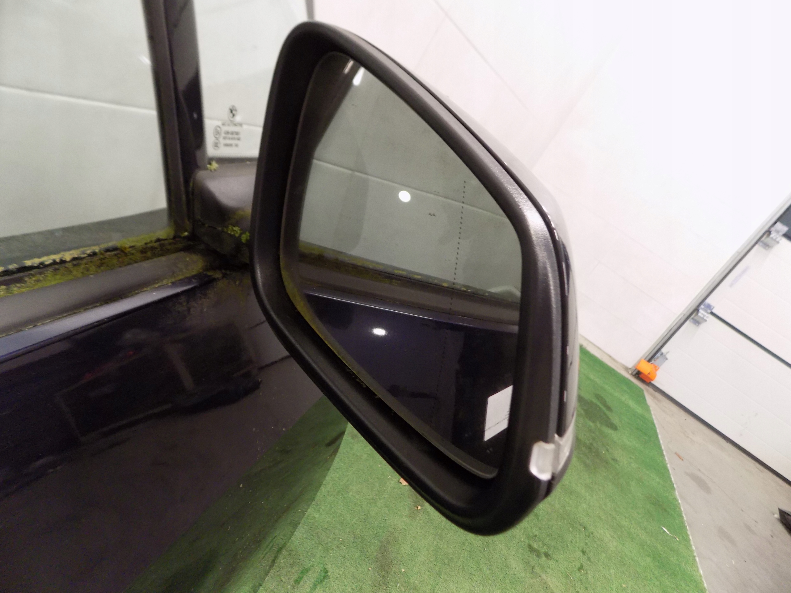 BMW i3 door right front mirror colour C1W
