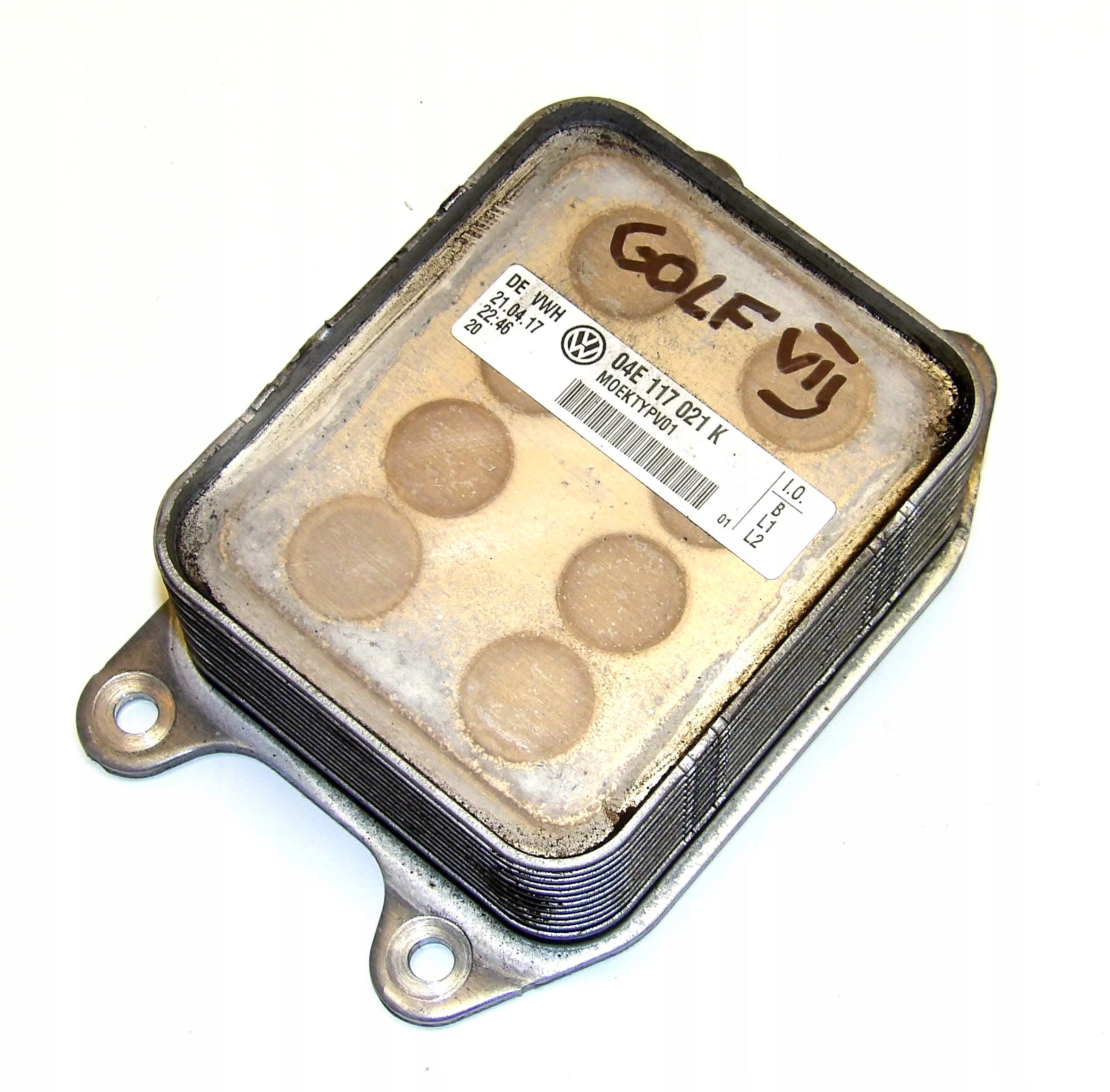 GOLF VII 2017 CHŁODNICA OLEJU 04E117021K