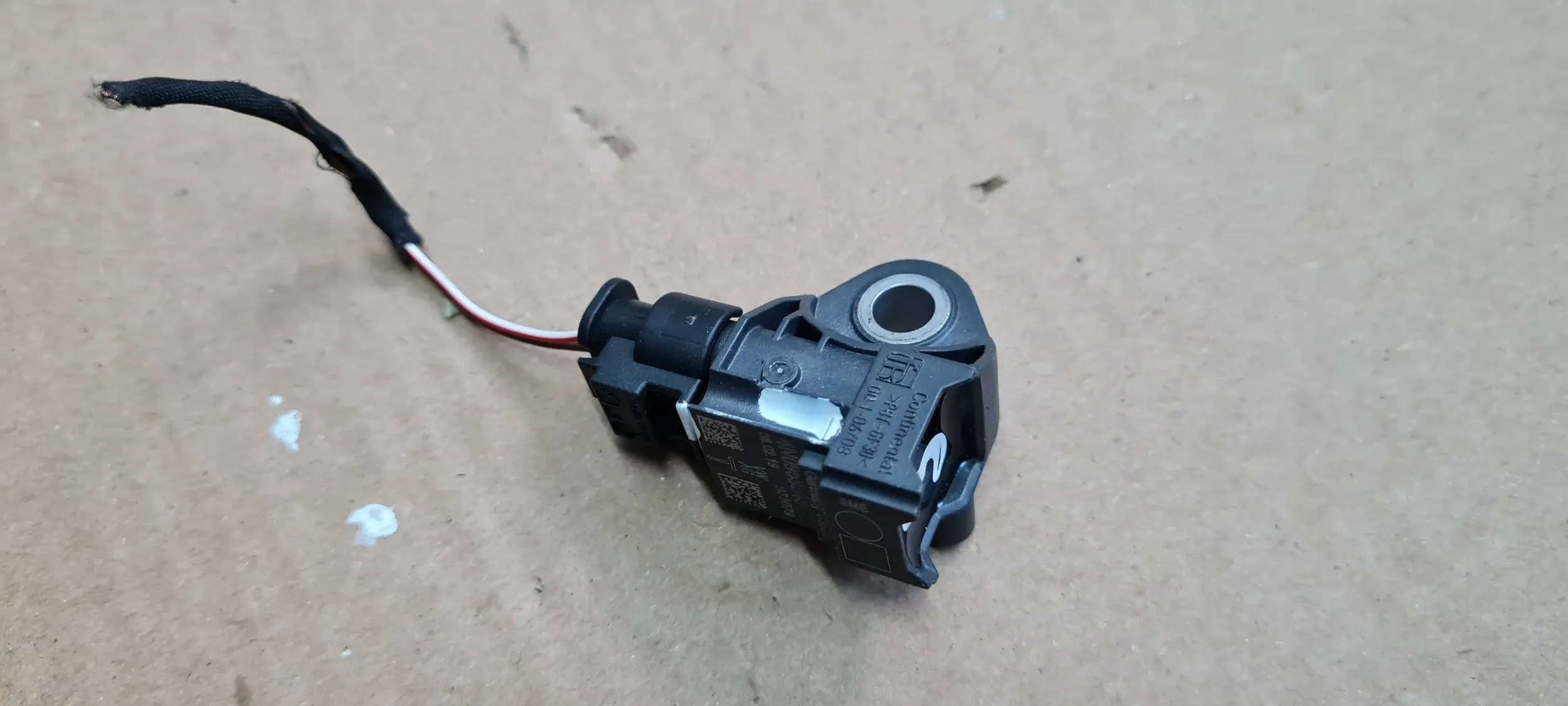 Q5 80A CRASHSENSOR DRUCKSENSOR UDERZENIOWY CONNECTOR CONTACT 4N0959345 A6 C8 A7