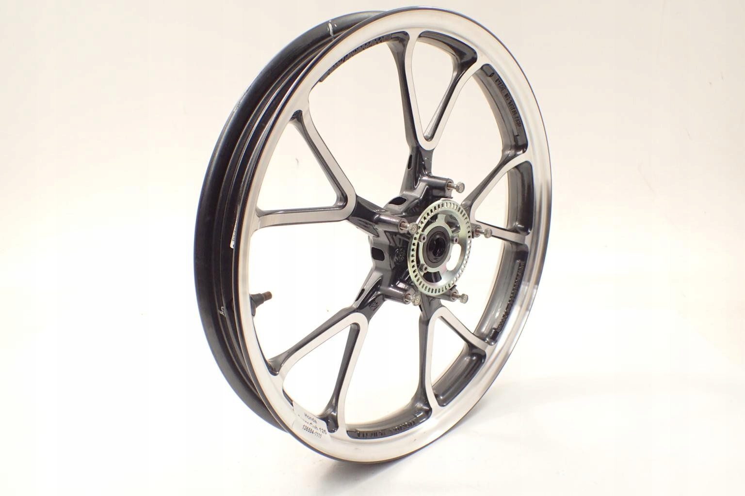 Honda Super Cub 125 обод передний 17 