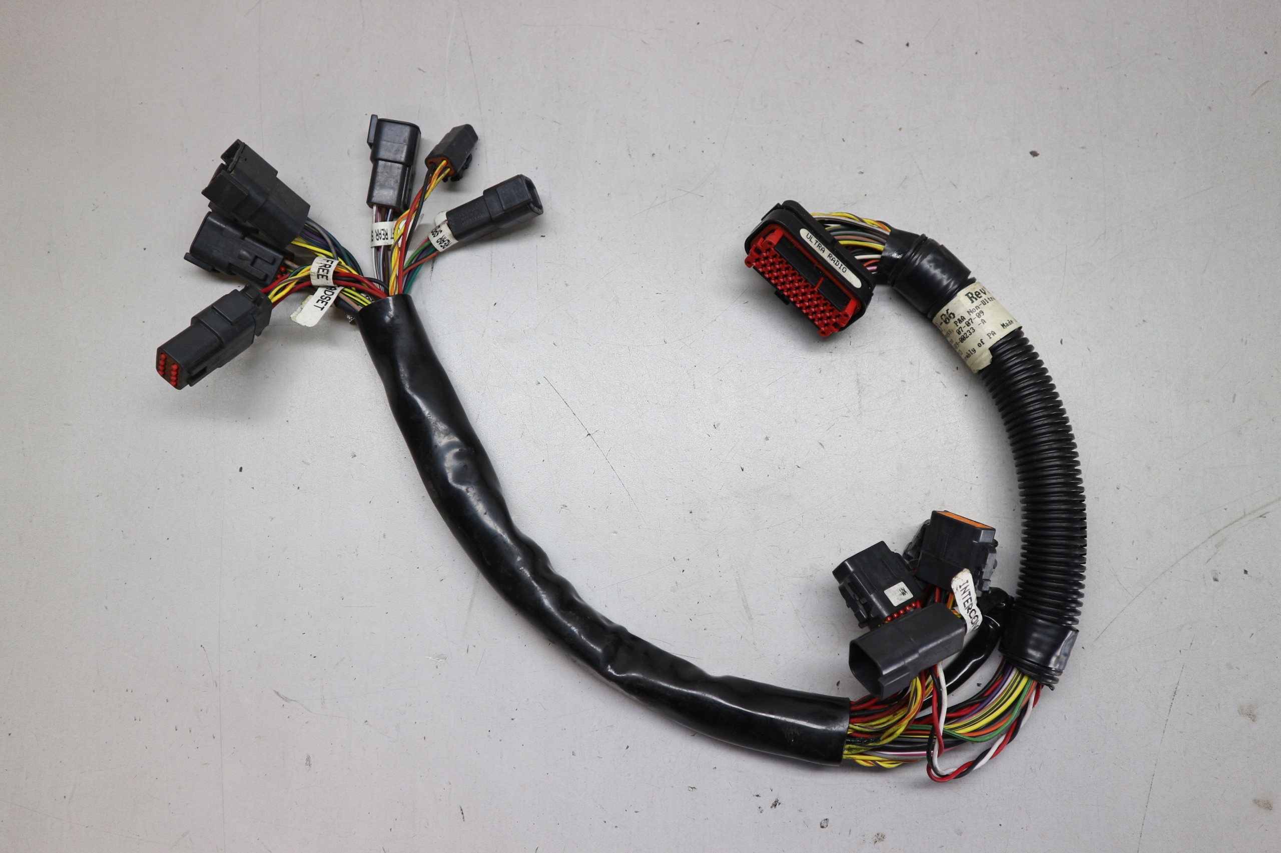 HARLEY DAVIDSON WIĄZKA PRZEWODÓW BOOM AUDIO 70169-06