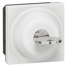 Vypínač na klíč třípolohový 6A 2M bílý Legrand 077073