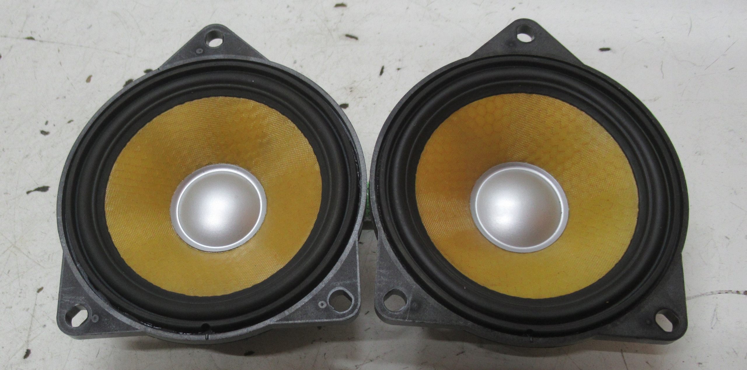 BMW E61 07R speaker door INDIVIDUAL 7838904