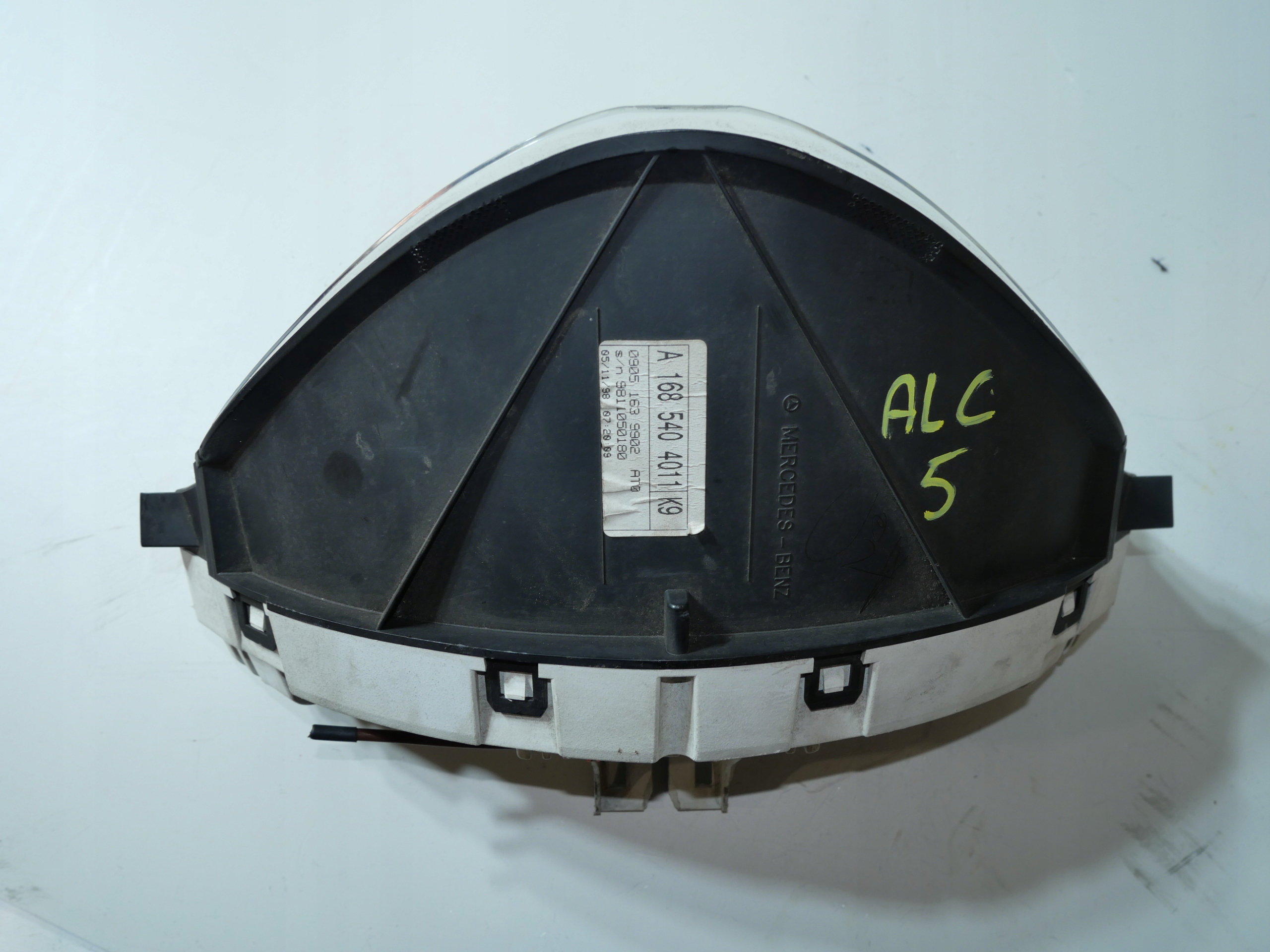 MERCEDES W168 dials dials A1685404011