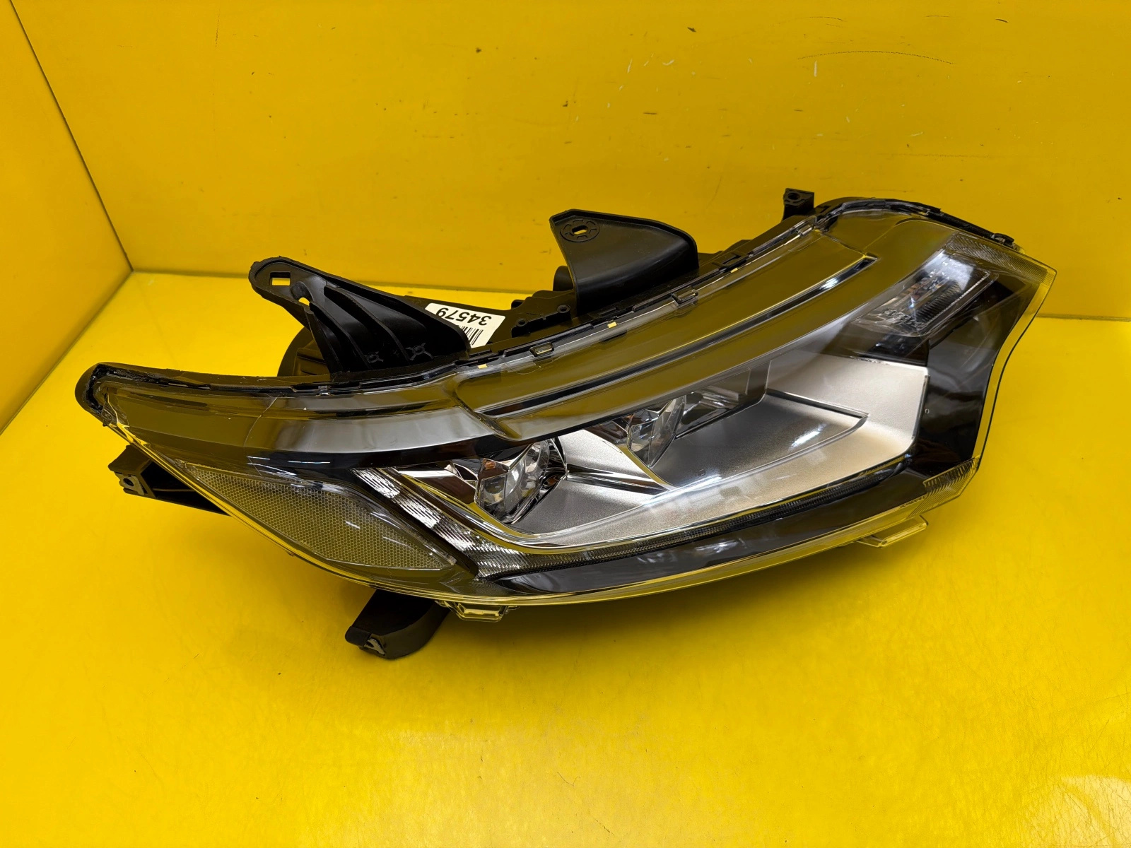 light right Mitsubishi Outlander III Full Led 8301C8-64