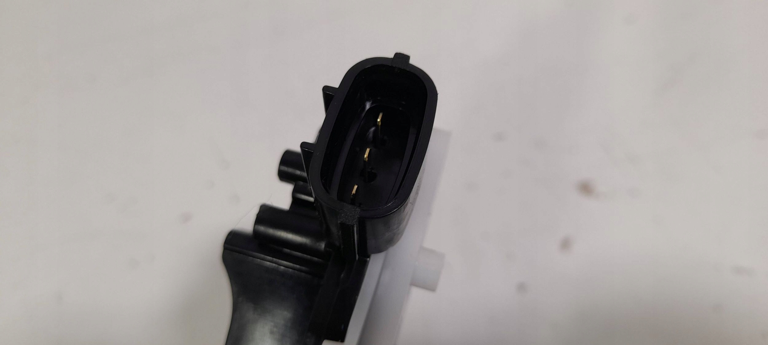 Toyota Corolla E21 Hatchback lock bonnet boot (ZB318)