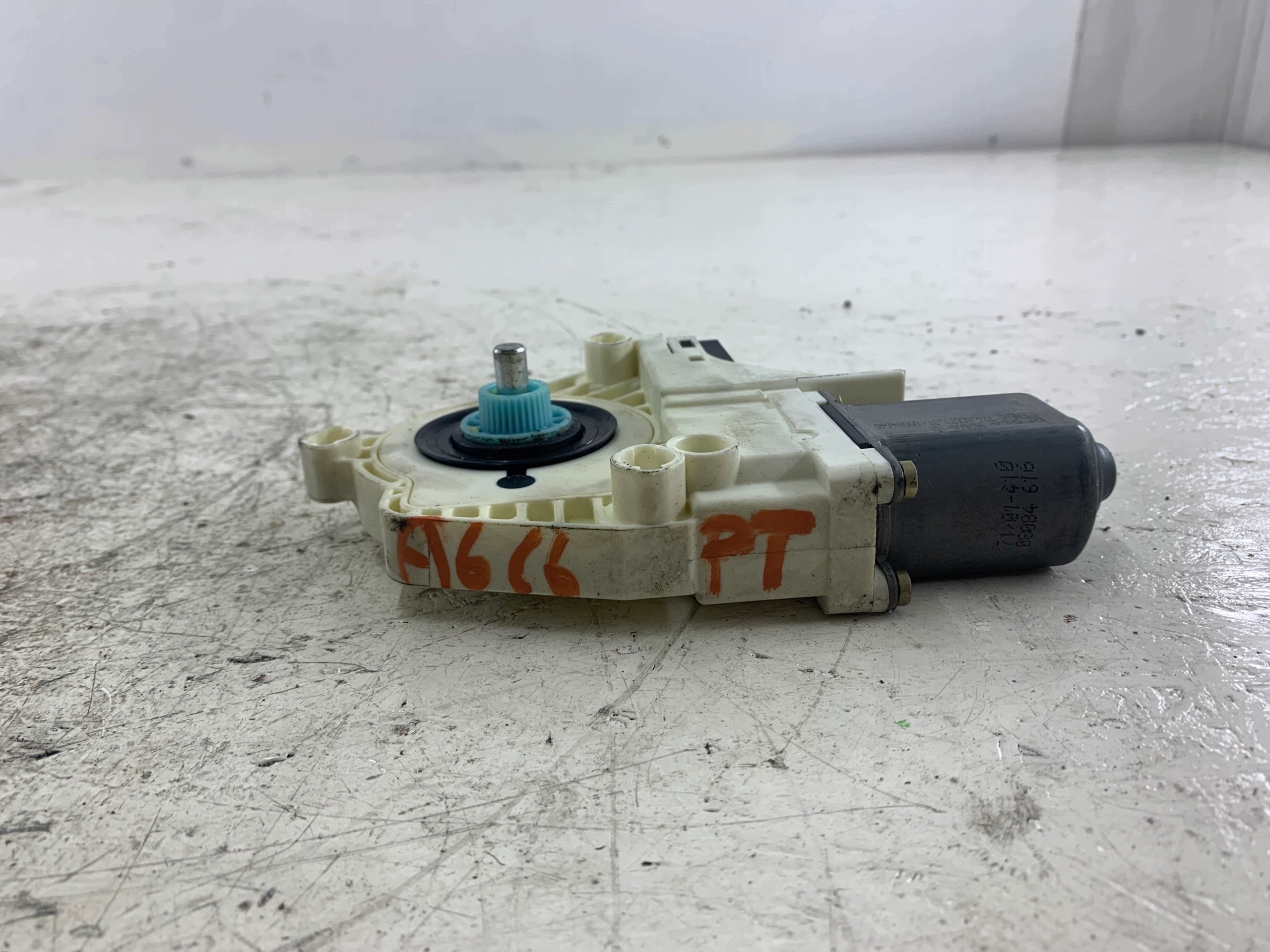 AUDI A6 C6 mini motor windows right rear part 4F0959802A