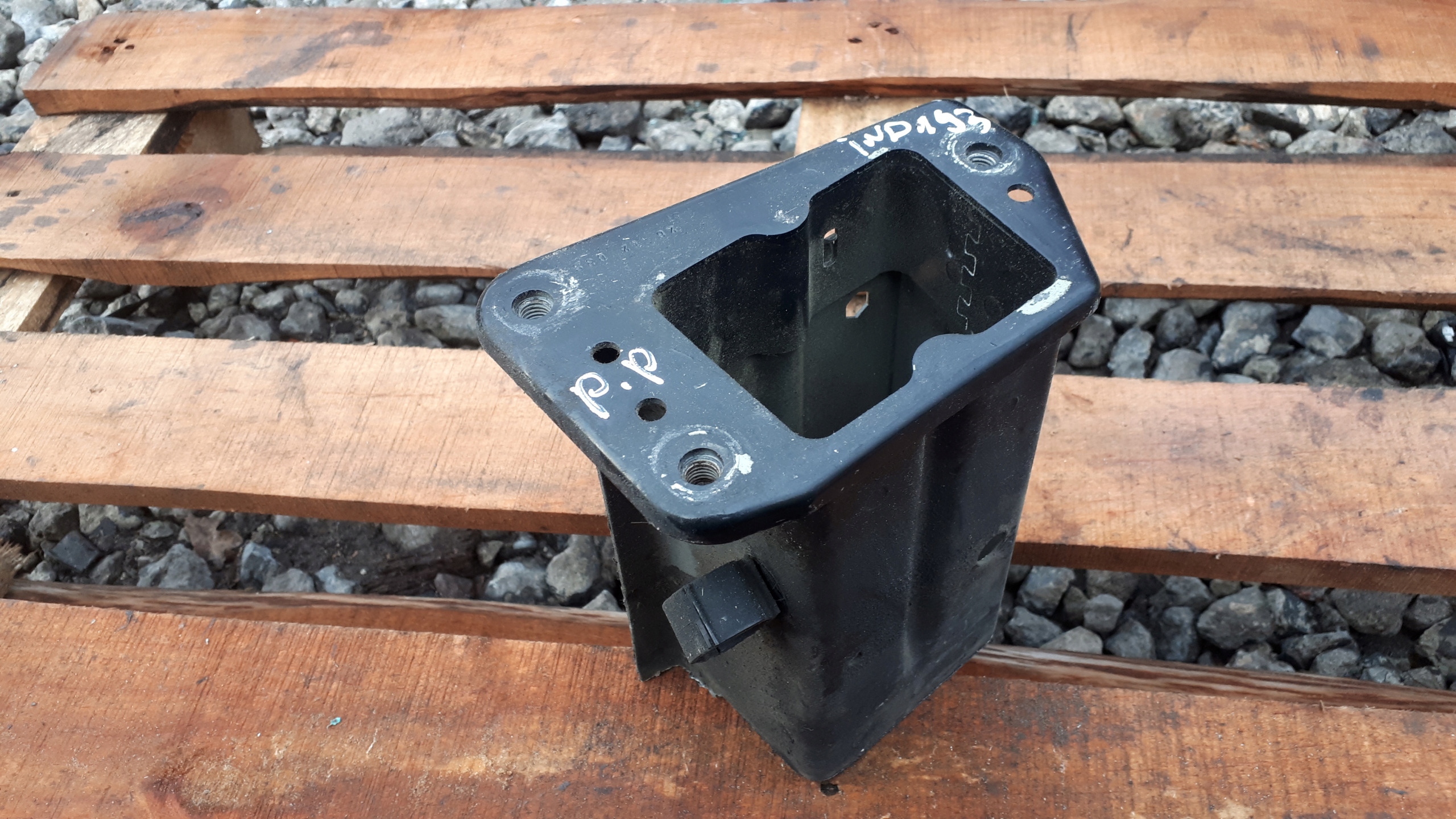 S6 C7 A6 4G PODŁUŻNICA PRAWA PRAWY PRZÓD A7 S6 S7