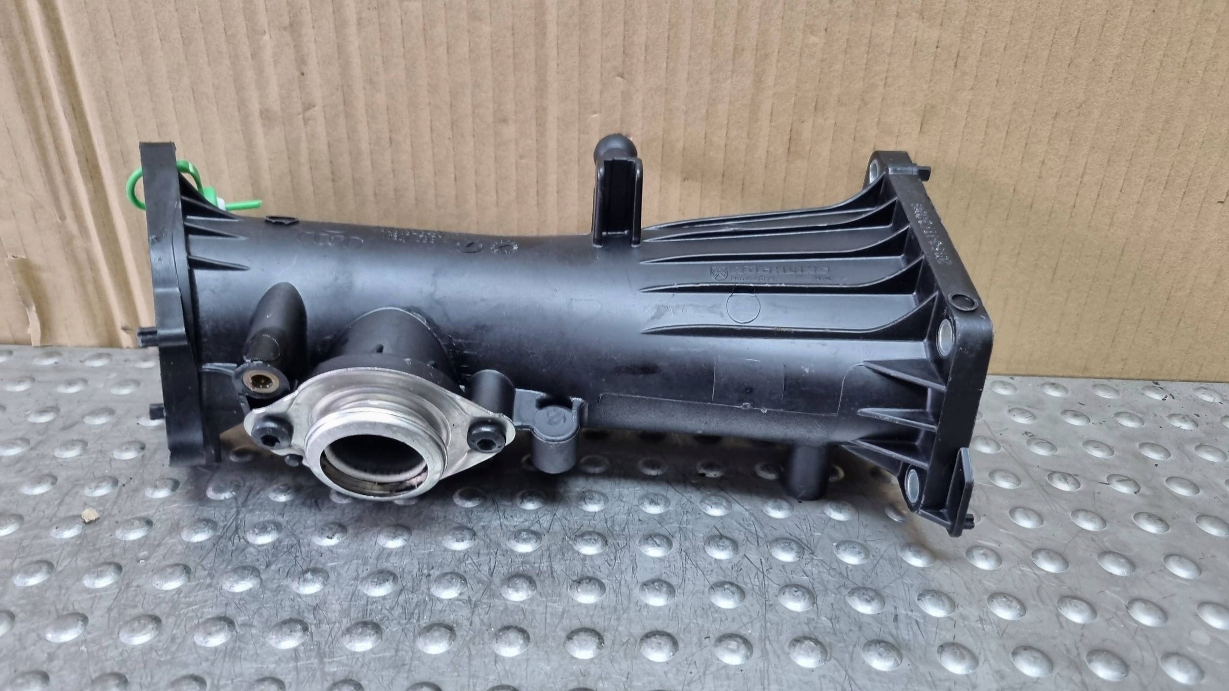 pipe wiring air 059145762AB PORSCHE MACAN 95B TOUAREG II 7P 3.0 TDI