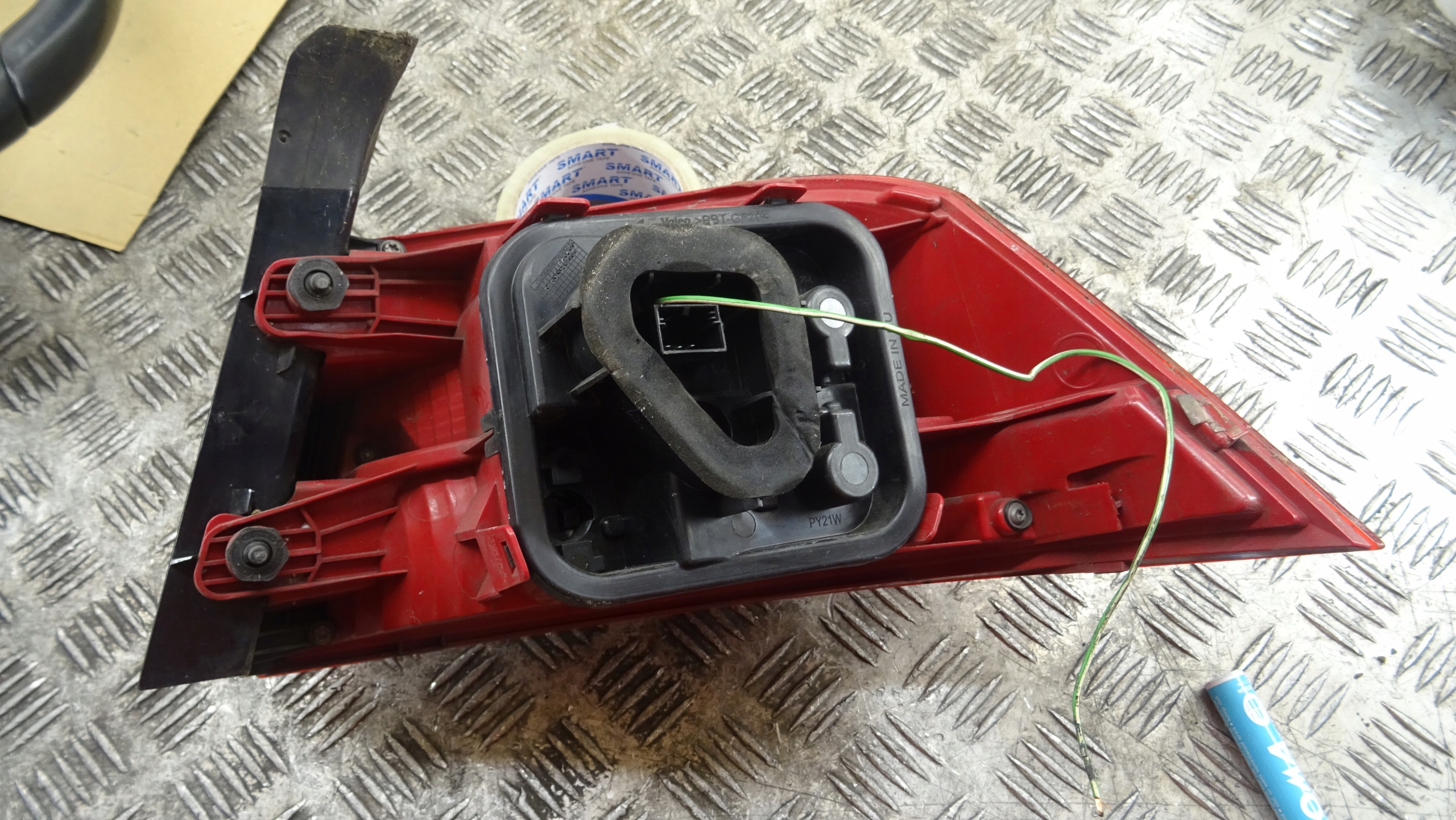 light left rear part VW PASSAT B7 sedan 3AE945095F