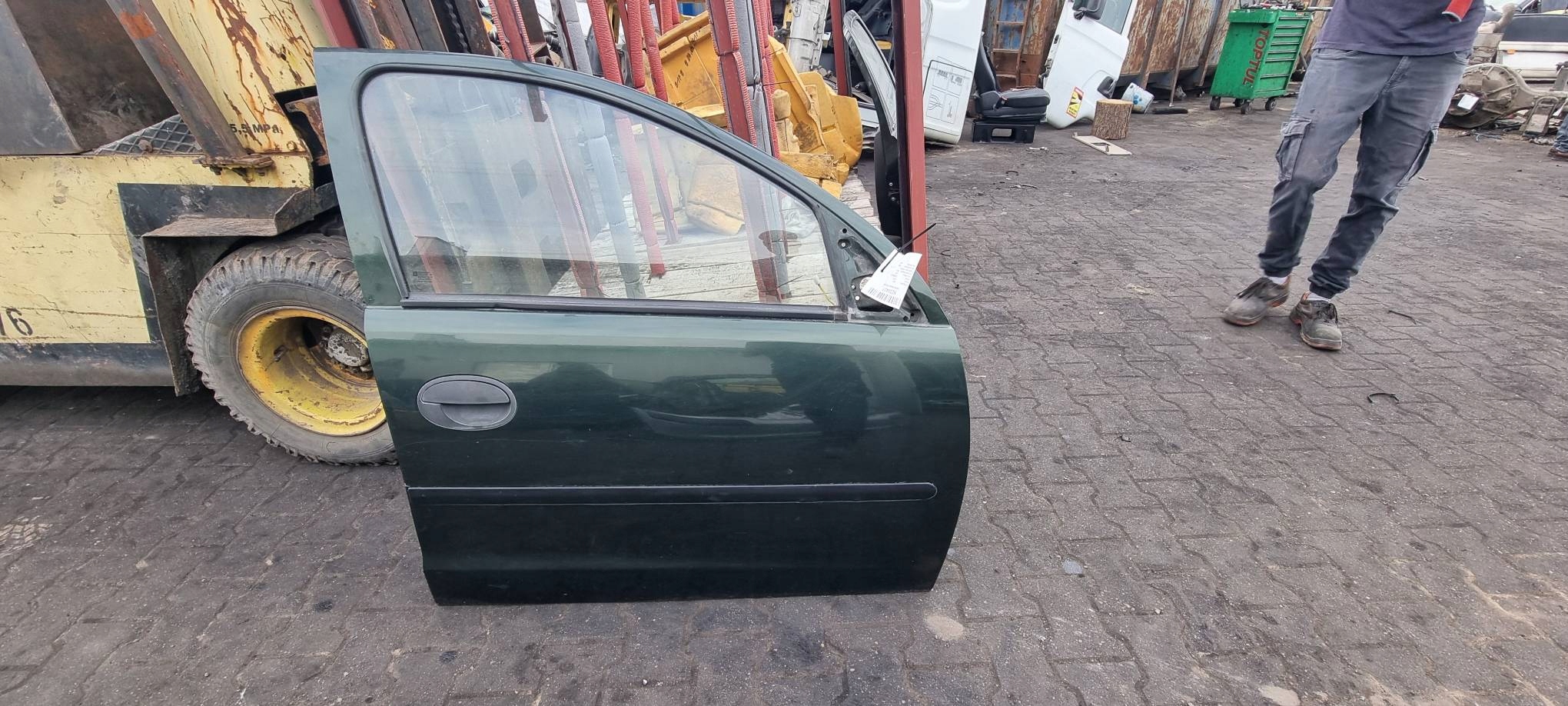door right front 42U OPEL CORSA C 5D