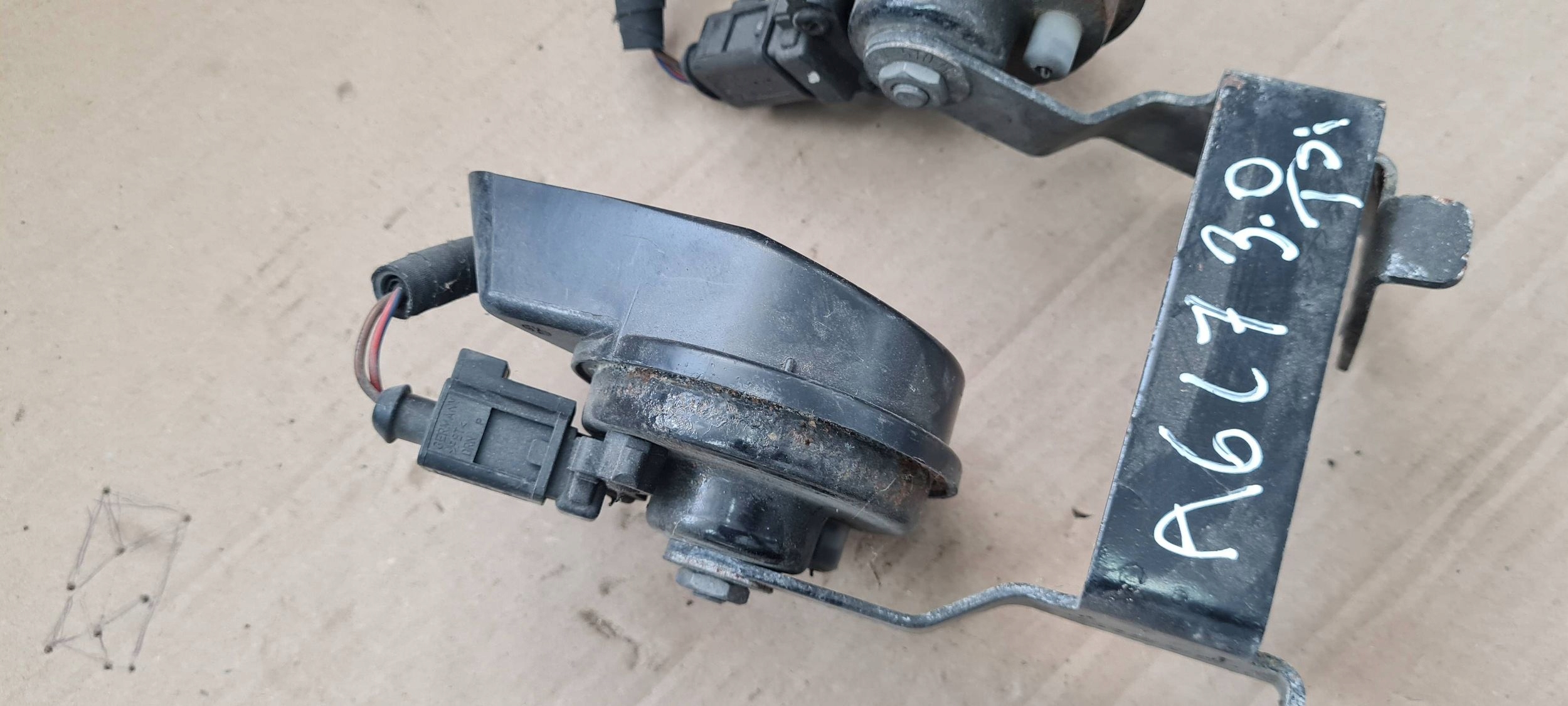 A7 4G KLAKSON KLAKSONY front bracket 4G0951209A A6 C7 4G