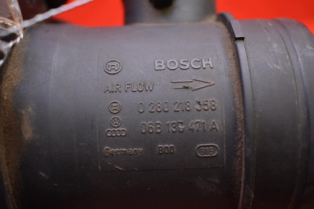 flow meter 06B133471A AUDI A4 B6 2.0 20V 130 KM 00-05