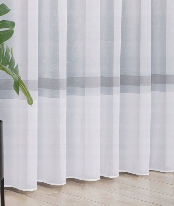 Hladká biela záclona s závažím, páska na šitie pripravená voál 800x210