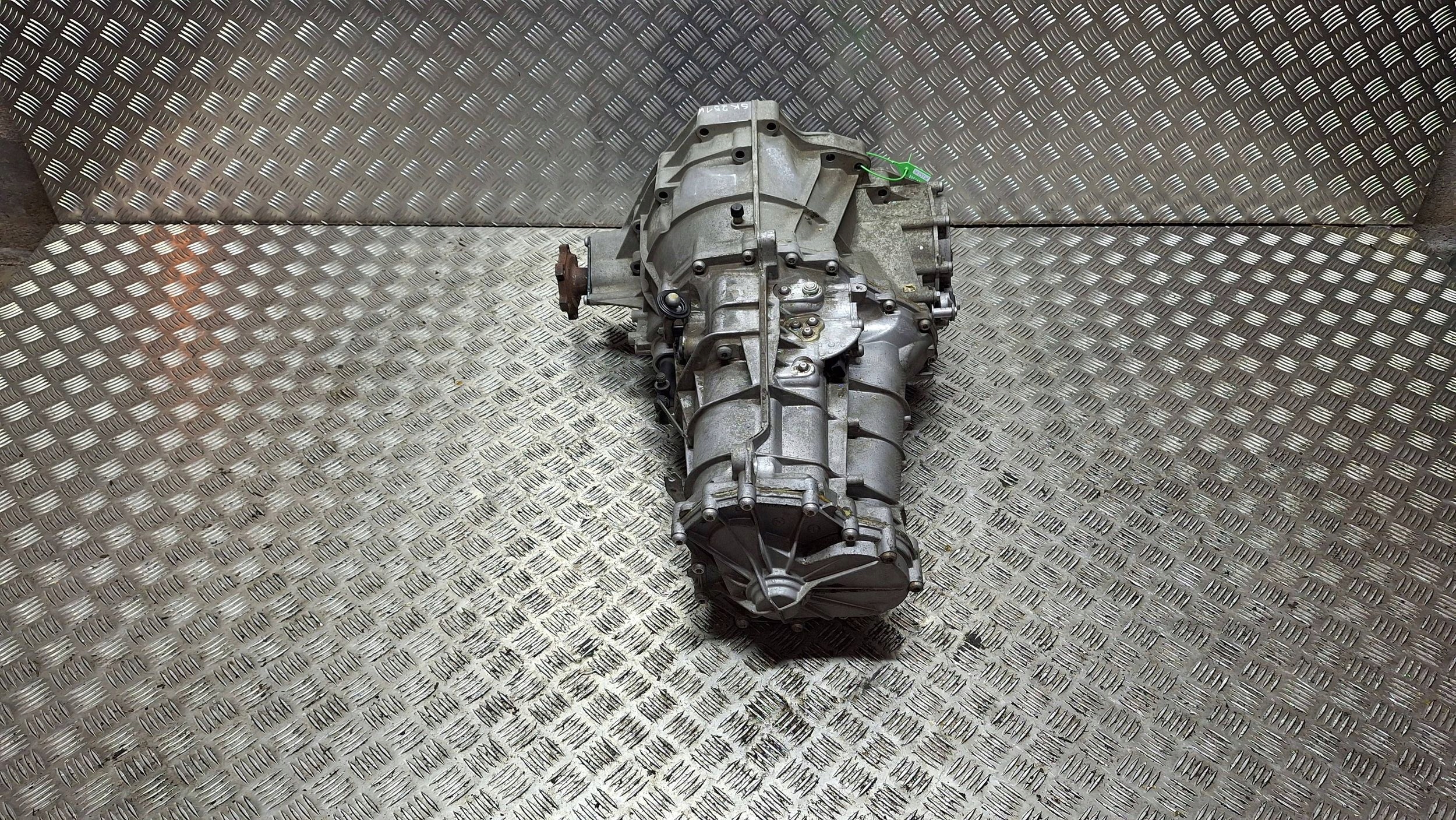 Getriebe LLV AUDI A4 B8 A5 8T SEAT EXEO 1.8 TFSI