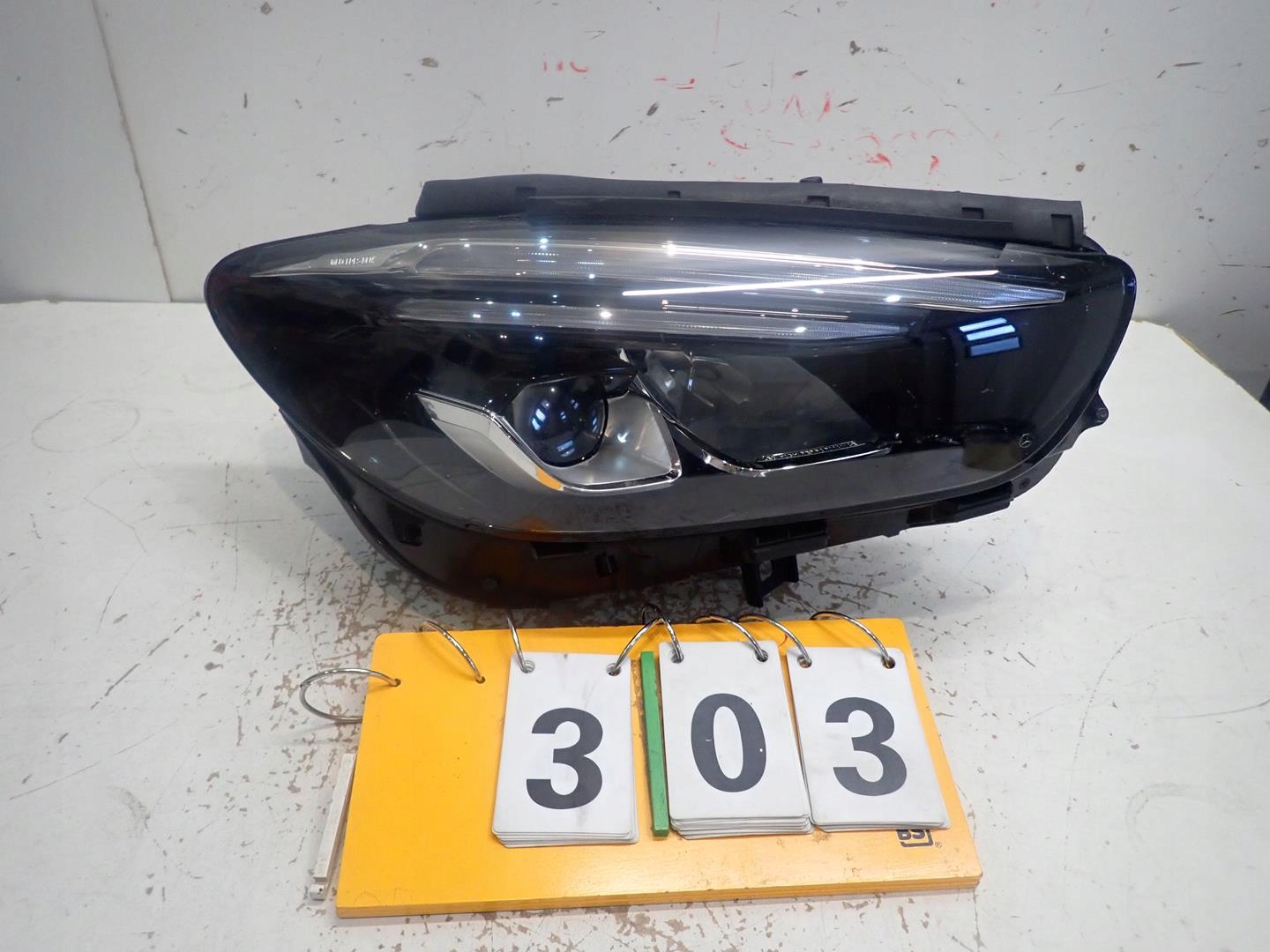 light front right MERCEDES B-KLASA W247 FULL LED