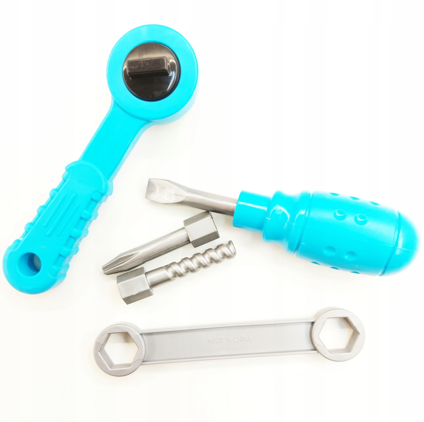 Zestaw narzędzi z piłą Seria toolset