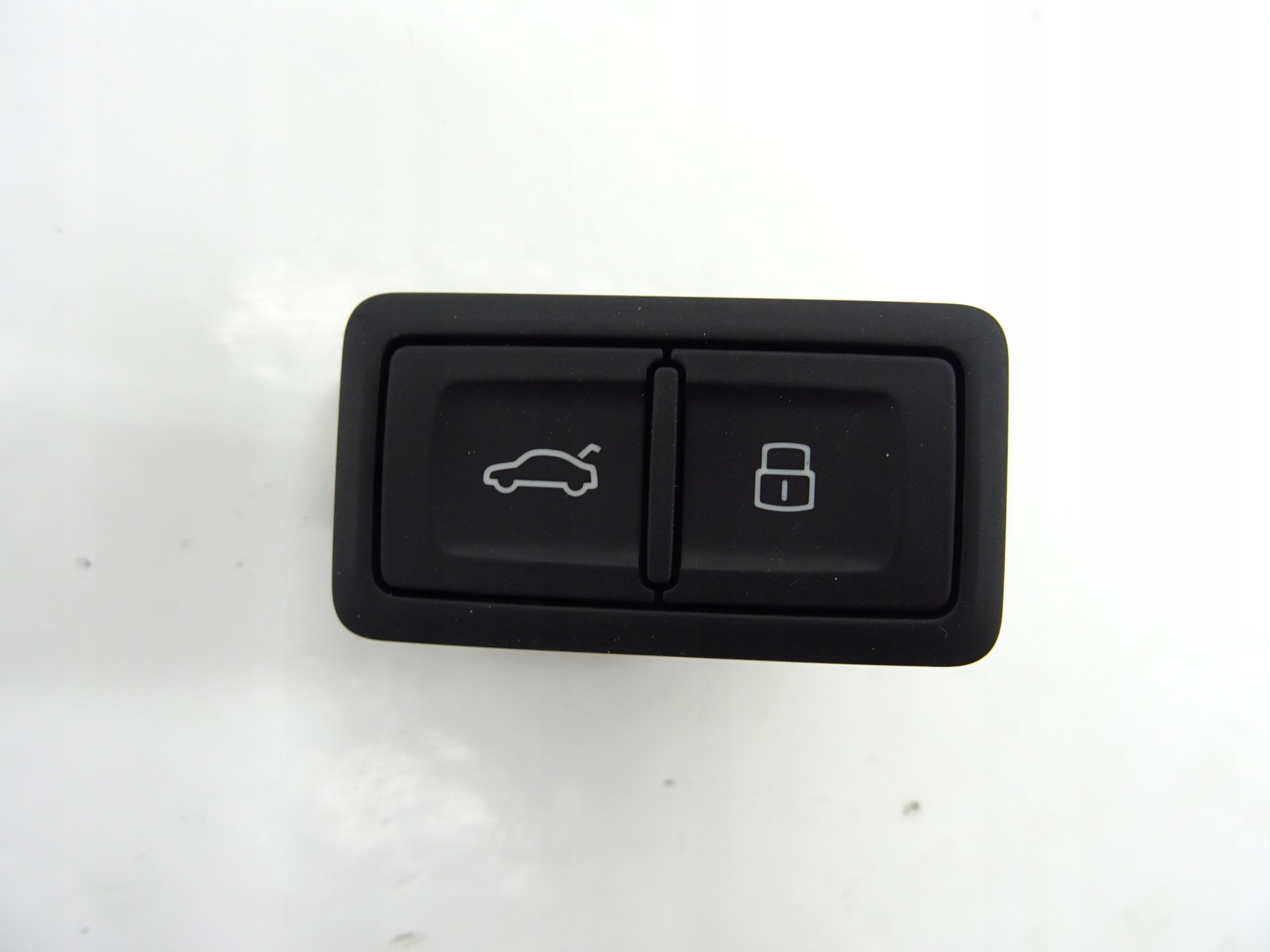 AUDI A6 C7 4G SEDAN KLAPA ELEKTRYCZNA Version European