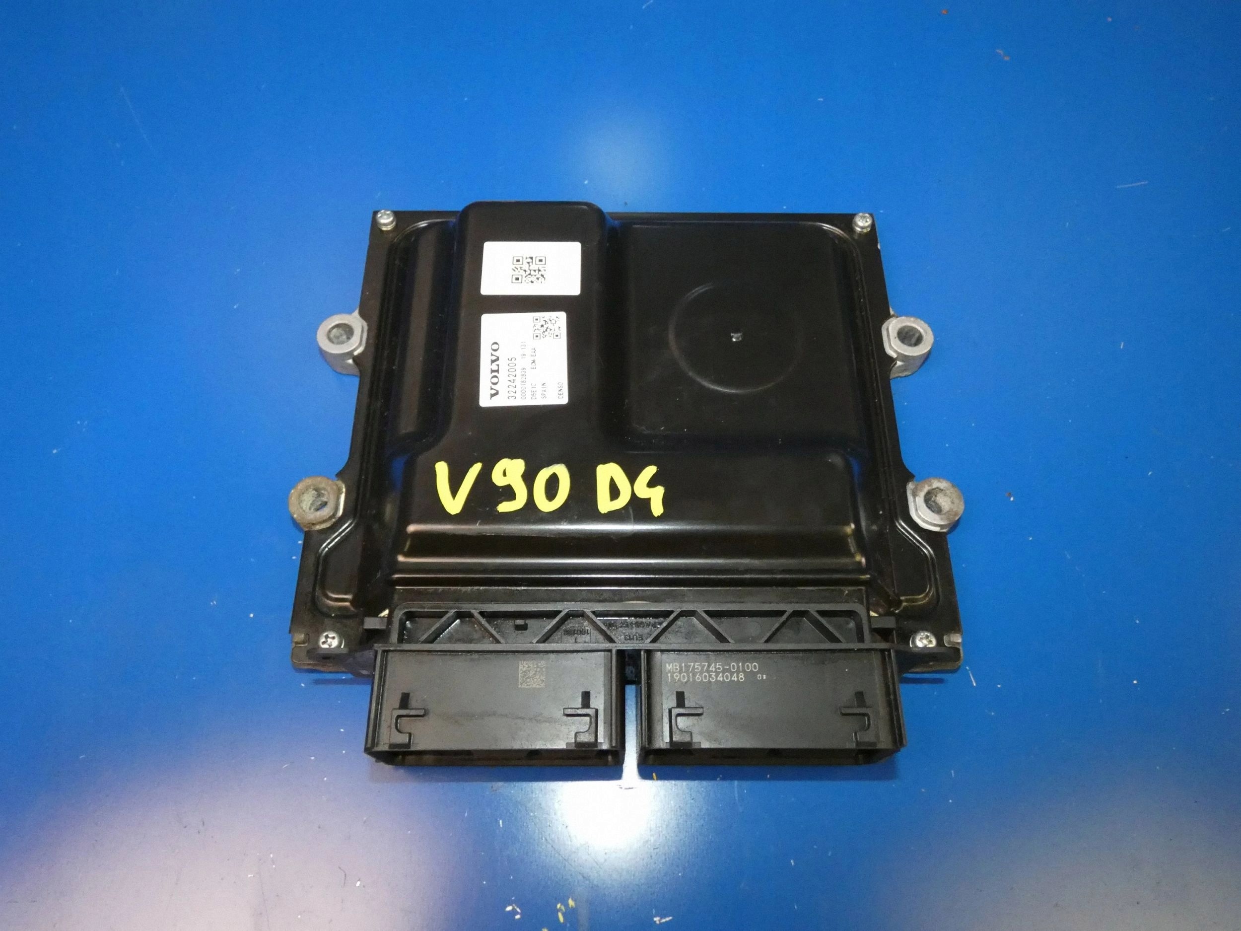 control unit of the engine Volvo S90, V90 32242005