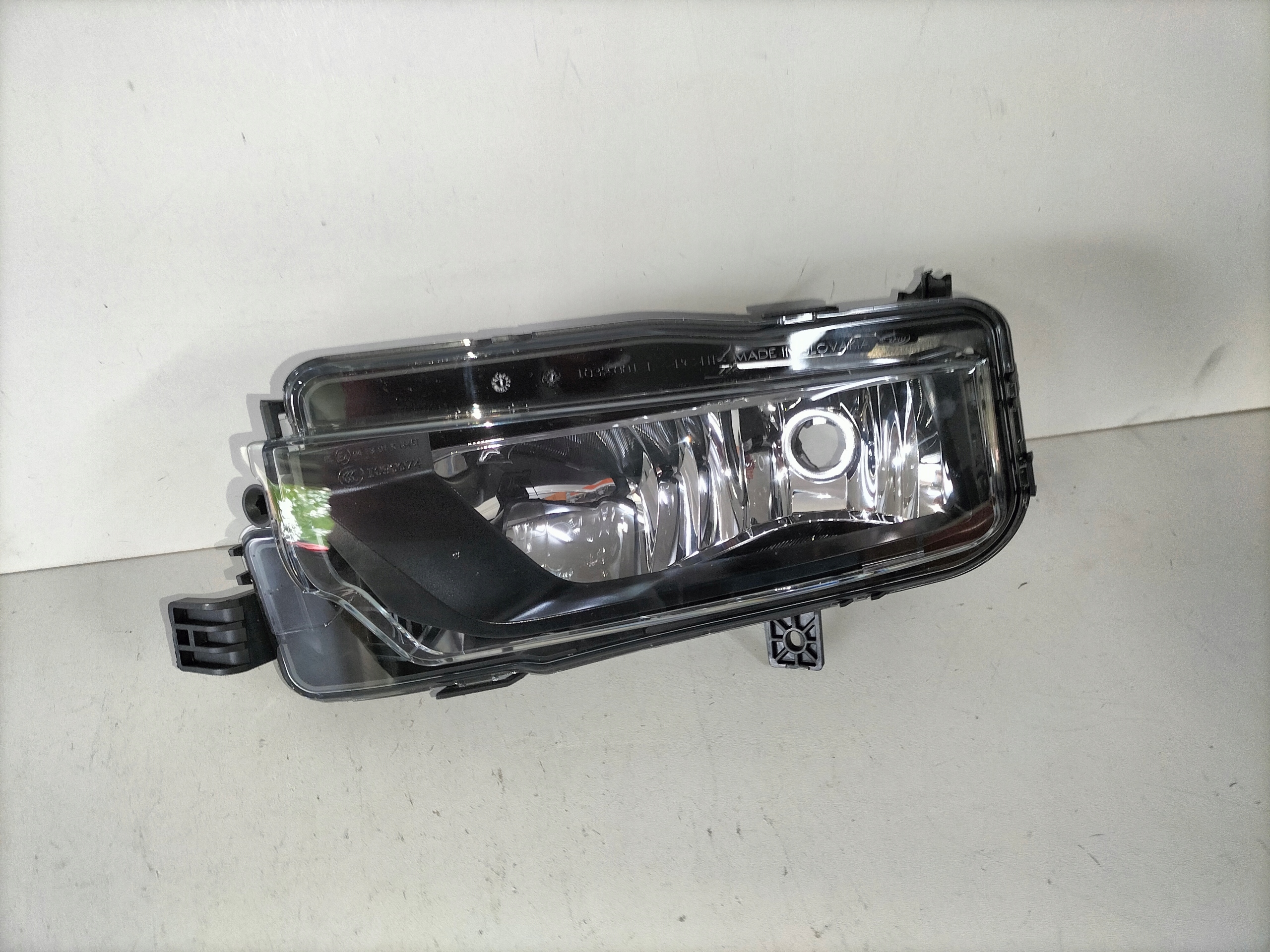 fog light light left VW CADDY III LIFT 15