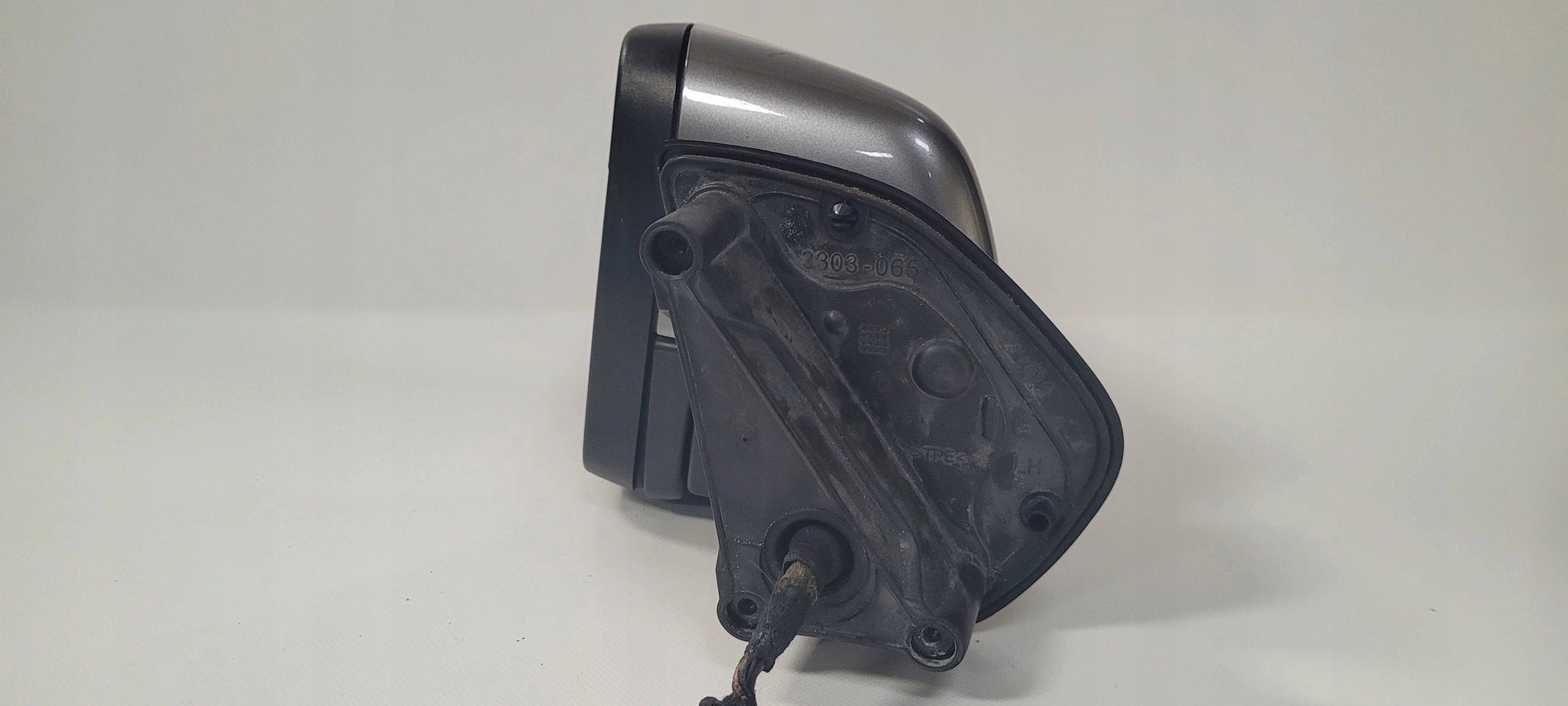 LUSTERKO LEWE LAND ROVER DISCOVERY IV 10 PIN EU Producent części Land Rover OE