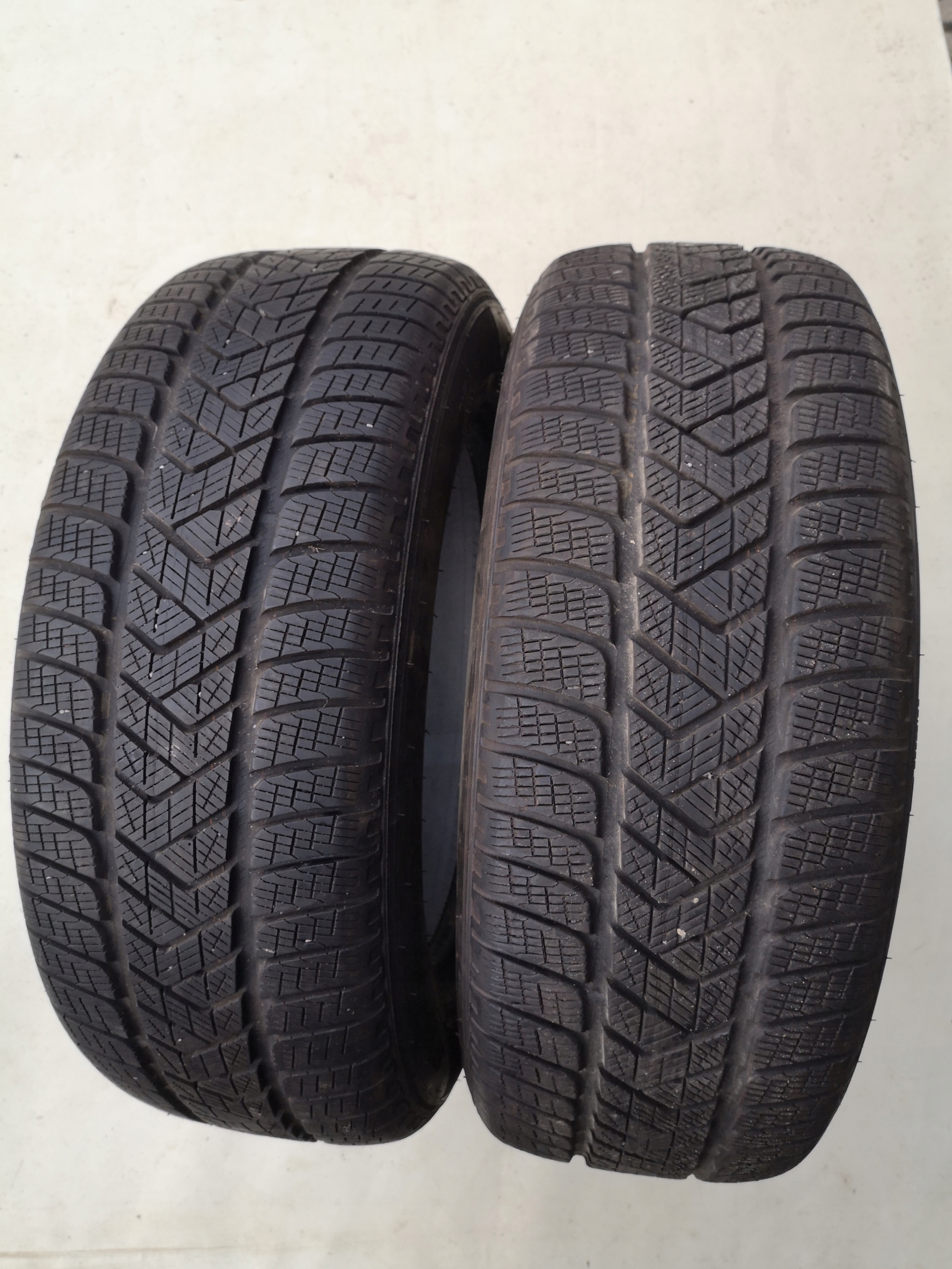 2x Pirelli Scorpion Winter 235 60 18 103H 2017