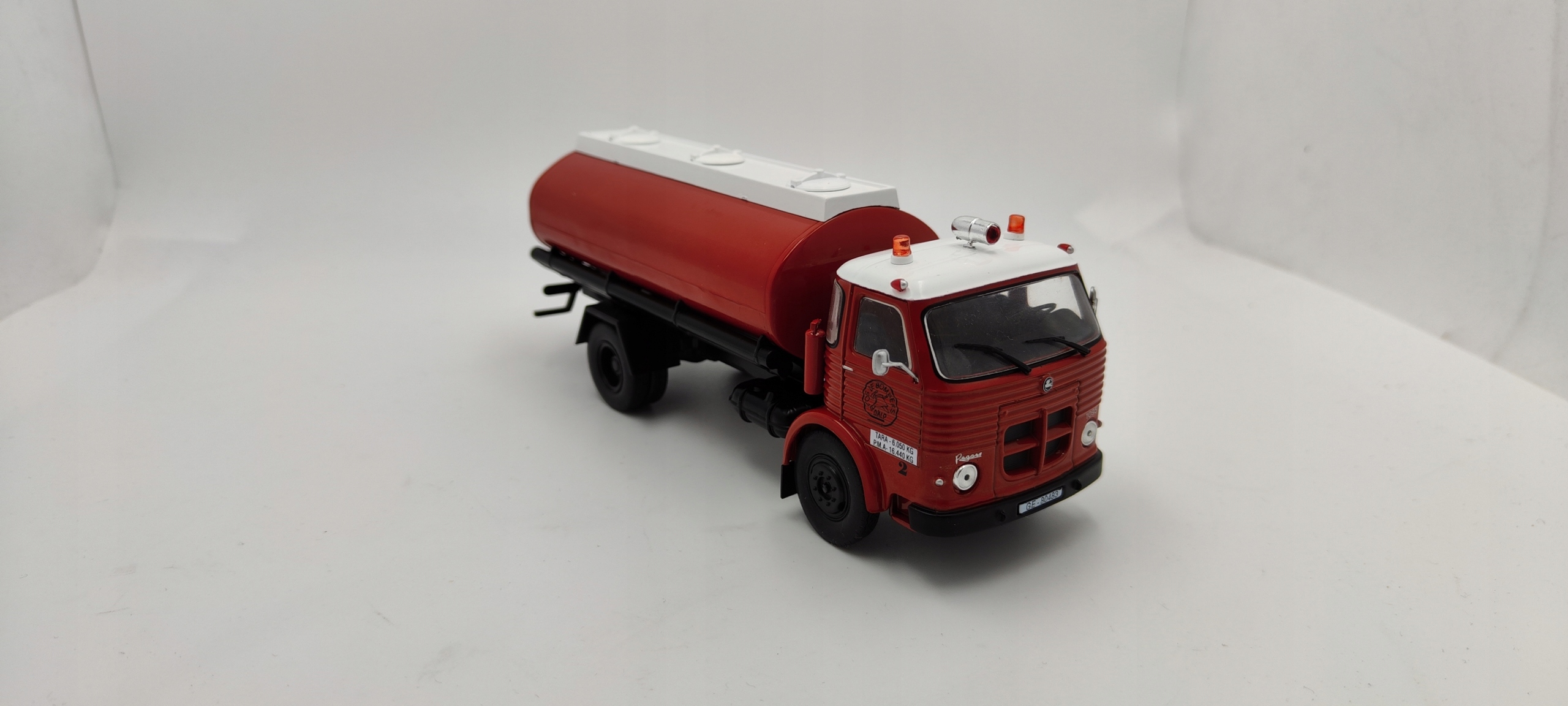 Stráž Pegaso 1095 Comet 1984 1:43 Atlas S15
