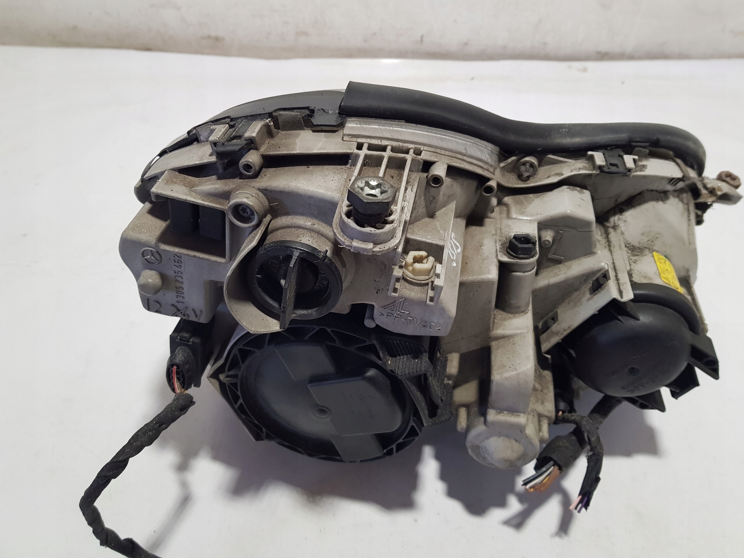 MERCEDES SL R230 W230 light XENON left front
