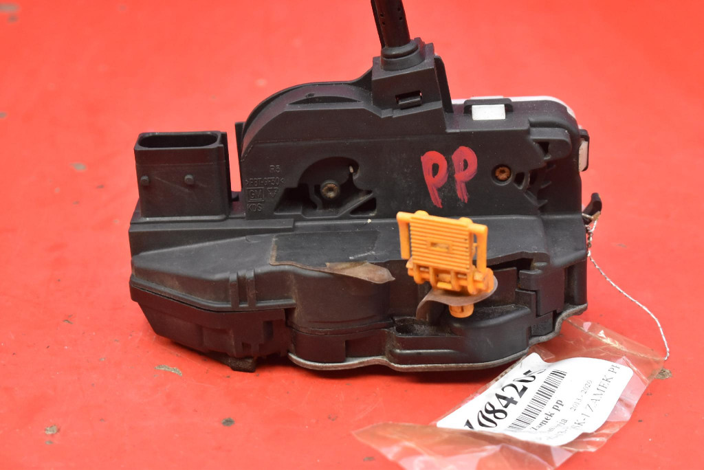 lock door right front front EU OPEL INSIGNIA A HB LIFT 13-20