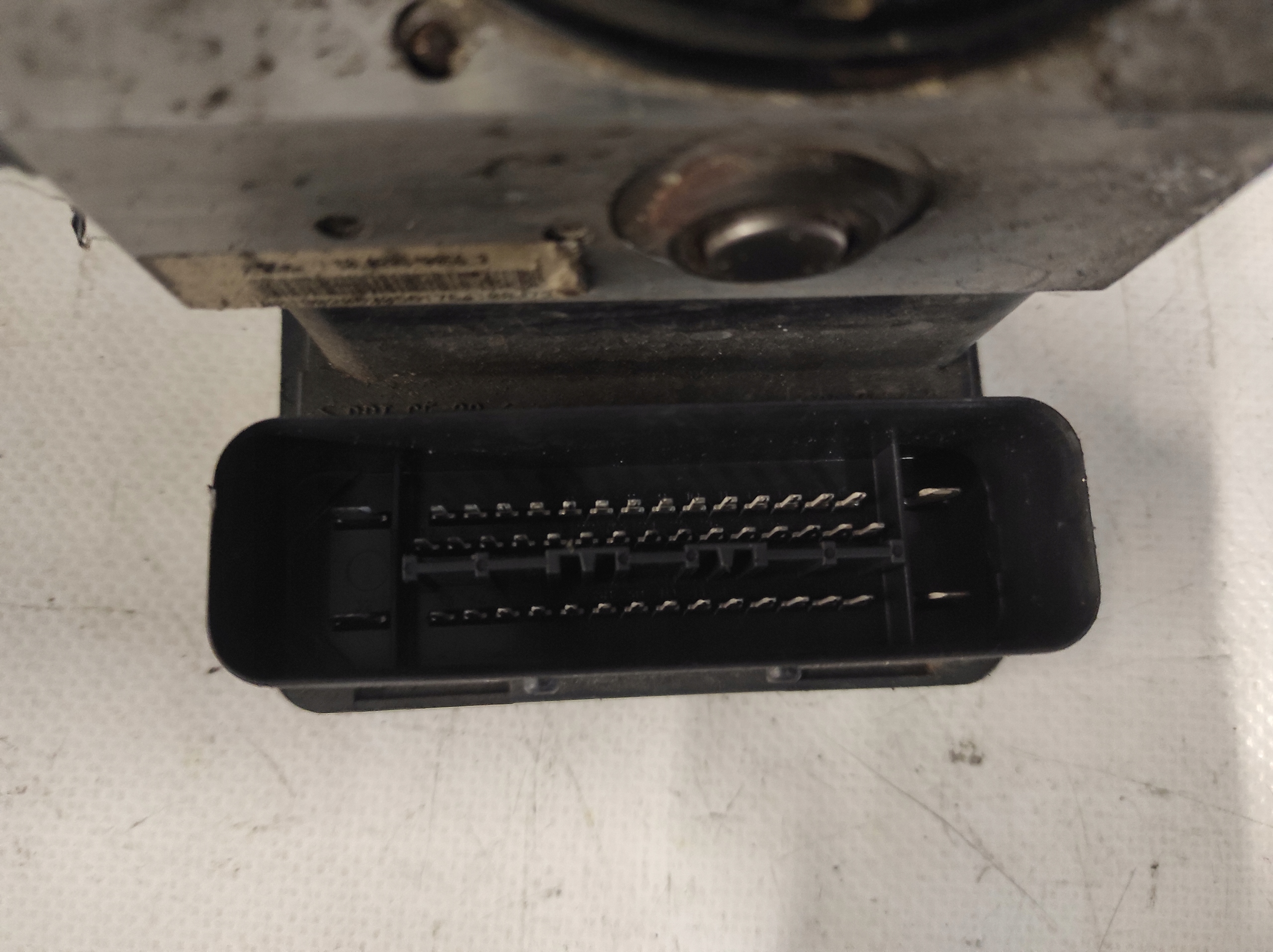 Audi A3 8P OE 1K0907379E Pumpe ABS