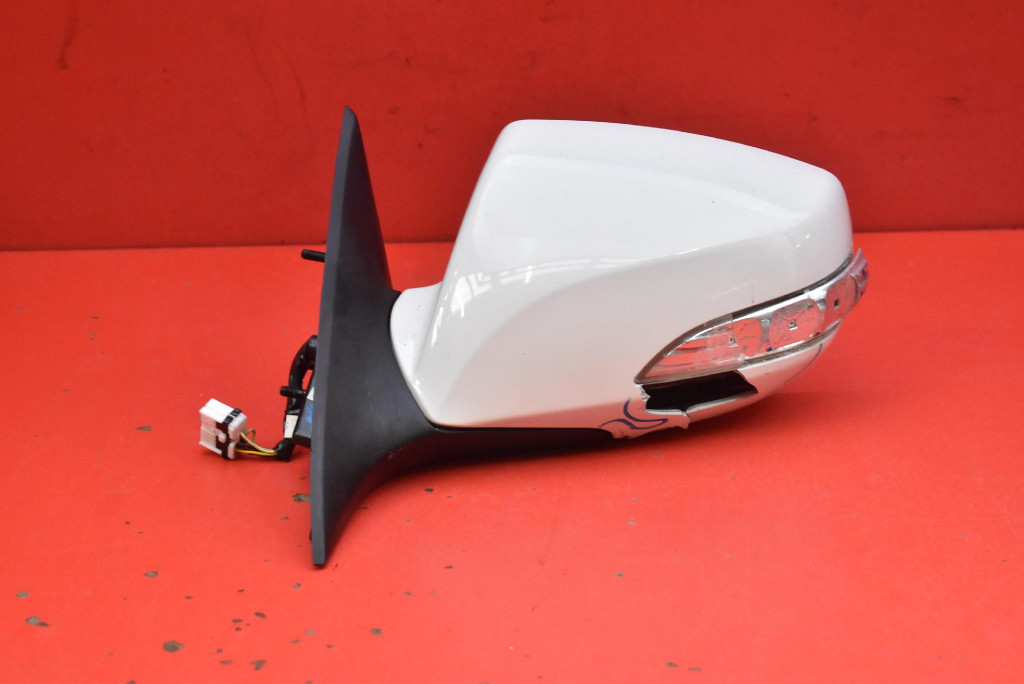mirror left NAA EU 027464 HYUNDAI GENESIS 1 and COUPE 08-12 9 PIN