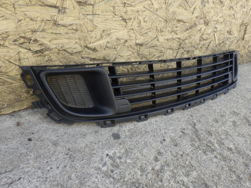 CITROEN C5 III X7 9681052677 grid of a bumper front