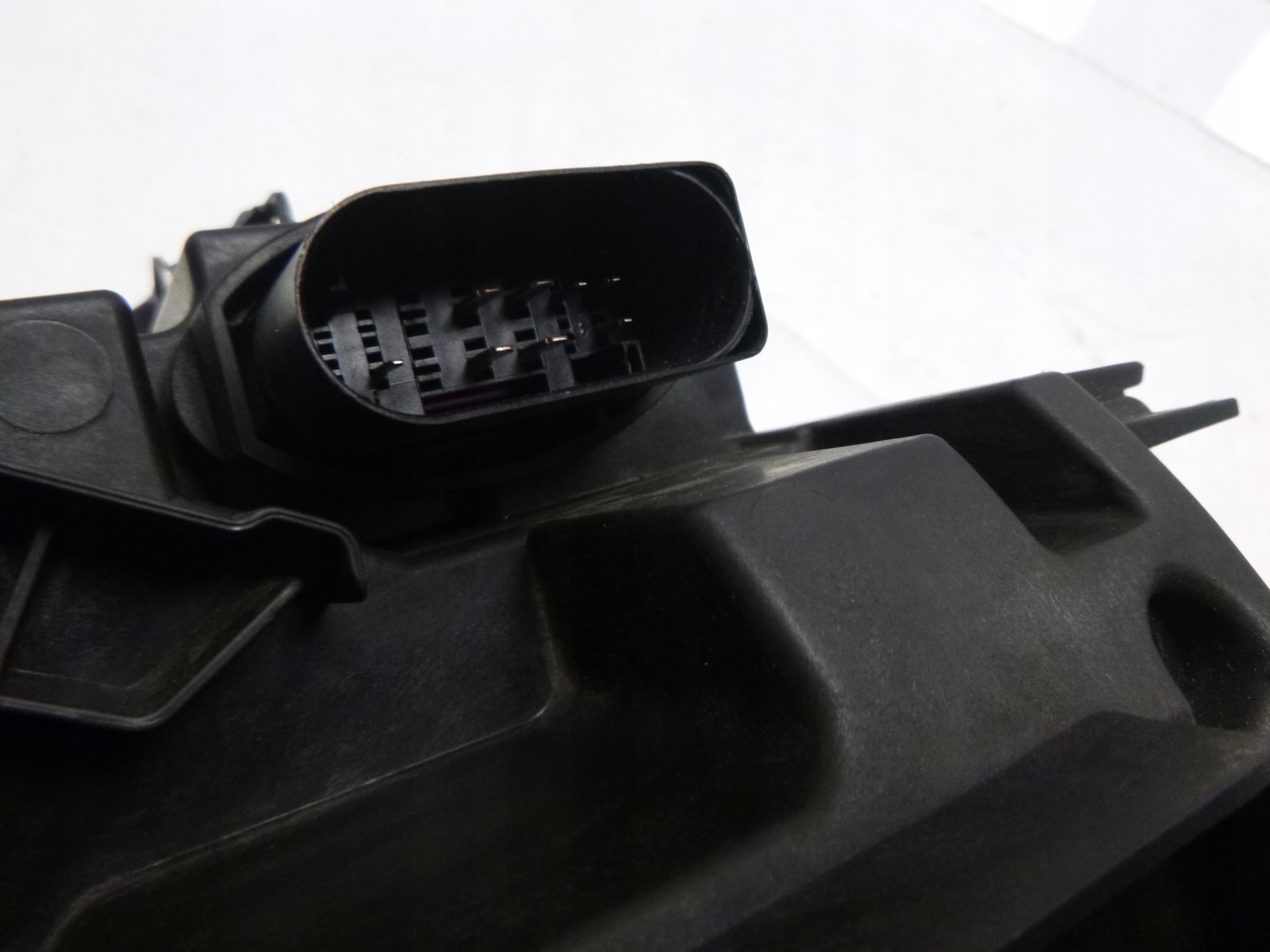 VW TOURAN 2 II light left front left 8PIN FULL LED