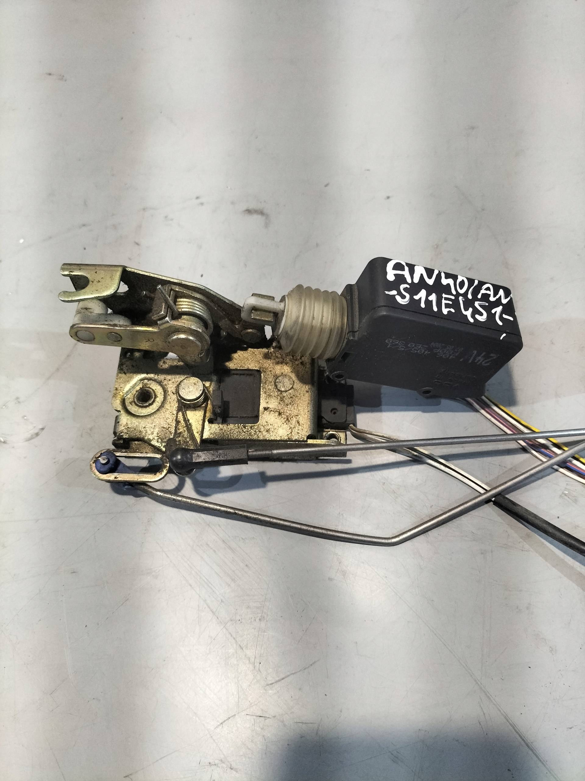 lock door right MAN TGA 26.390