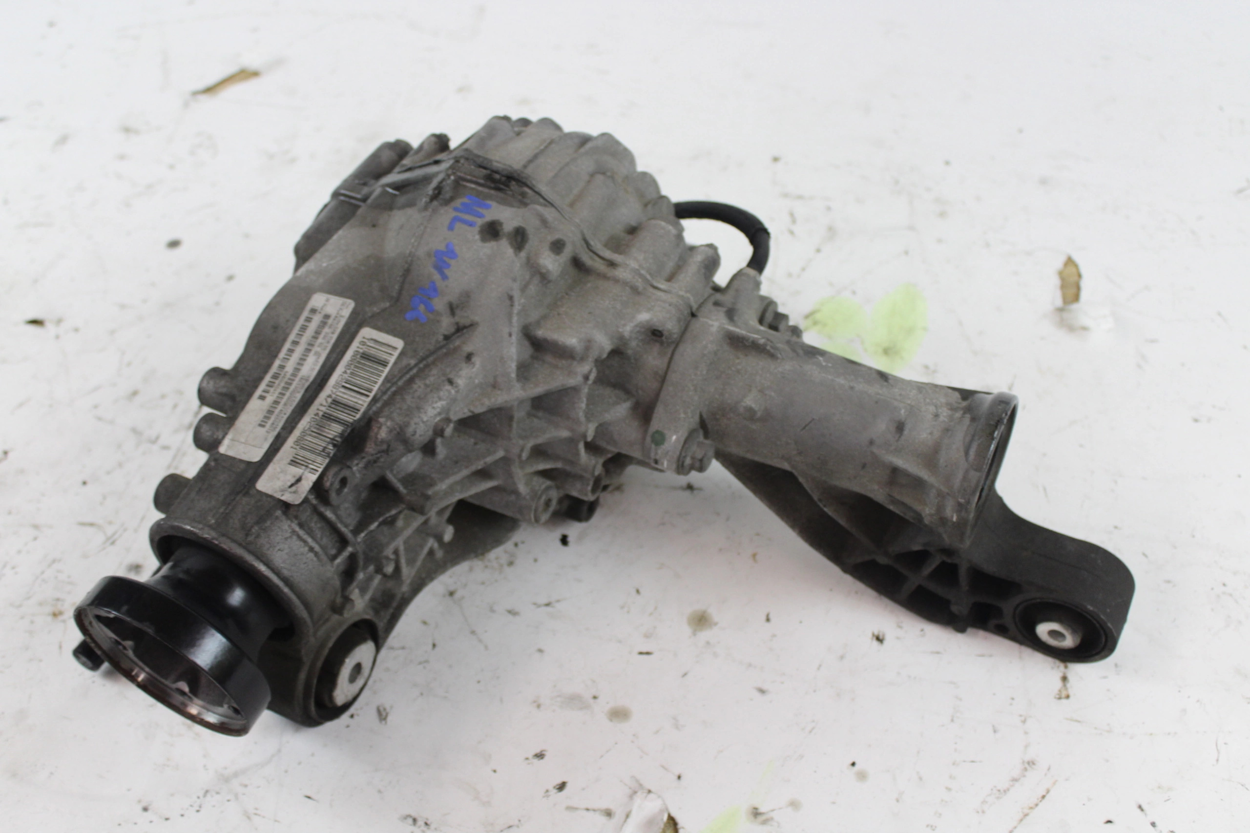 A2512802800 5734176 - Mercedes ML W166 передний мост 3,27 A1663300200