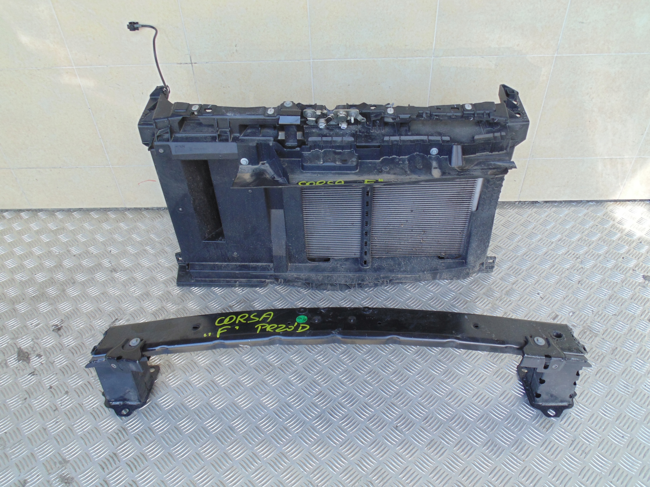 support panel for radiators pillar OPEL CORSA F