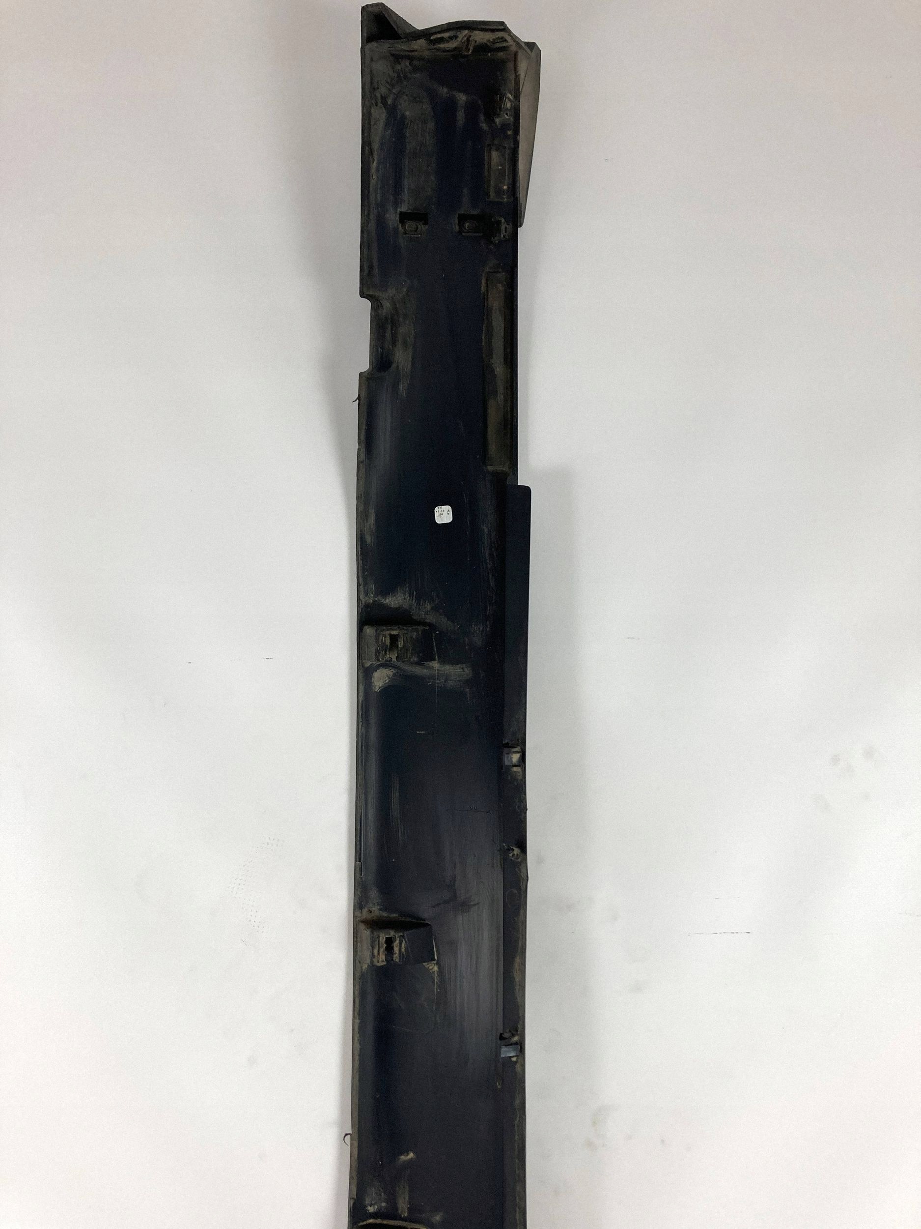 Dodge Challenger Widebody 2015-23 cap threshold threshold moulding right