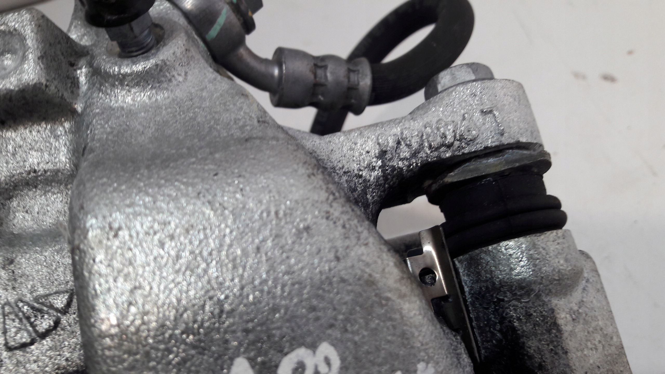 PEUGEOT 208 II caliper brake left front L98892