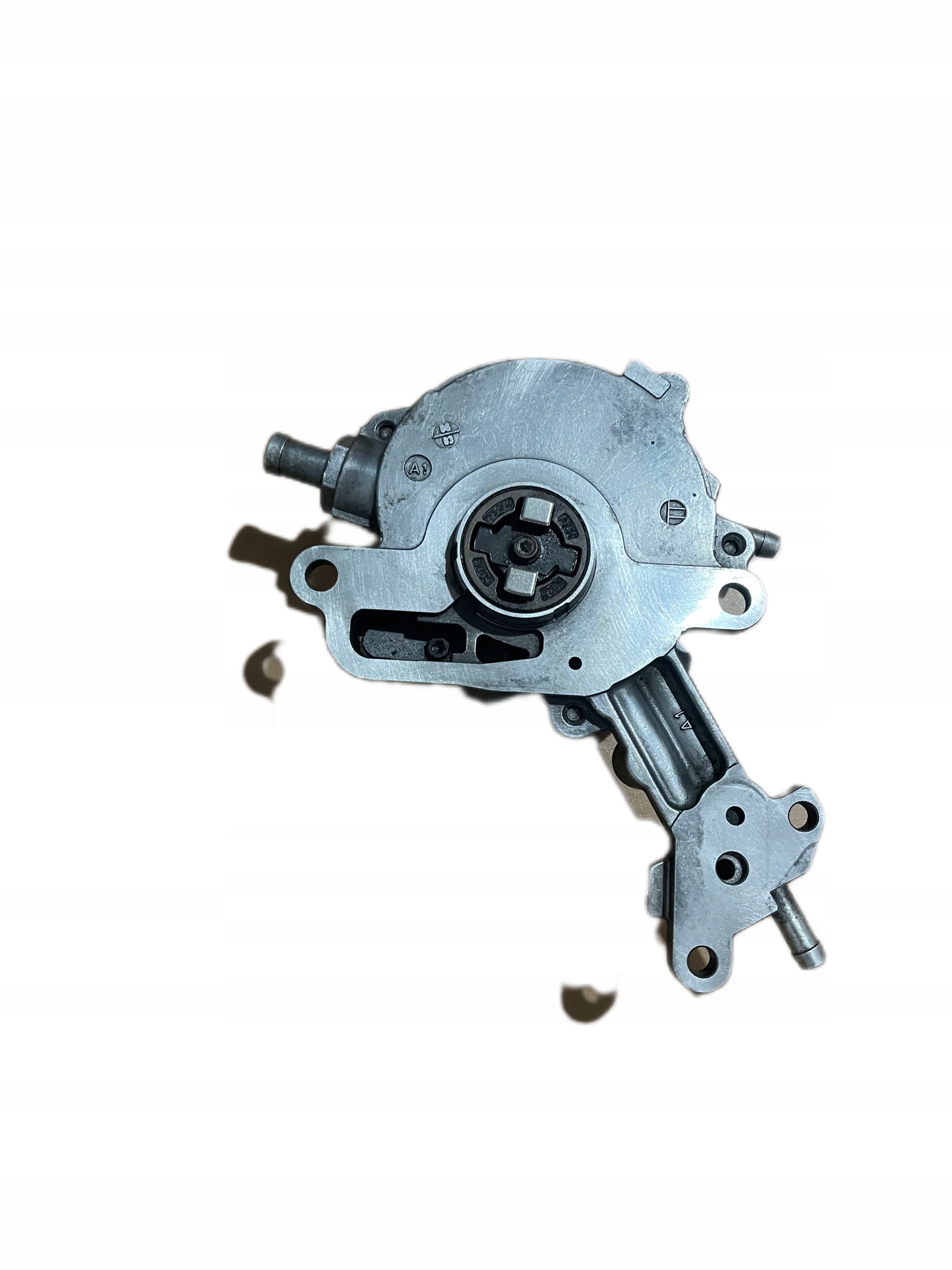 ВАКУУМНЫЙ НАСОС VW AUDI SKODA SEAT 1.9 TDI 038145209C