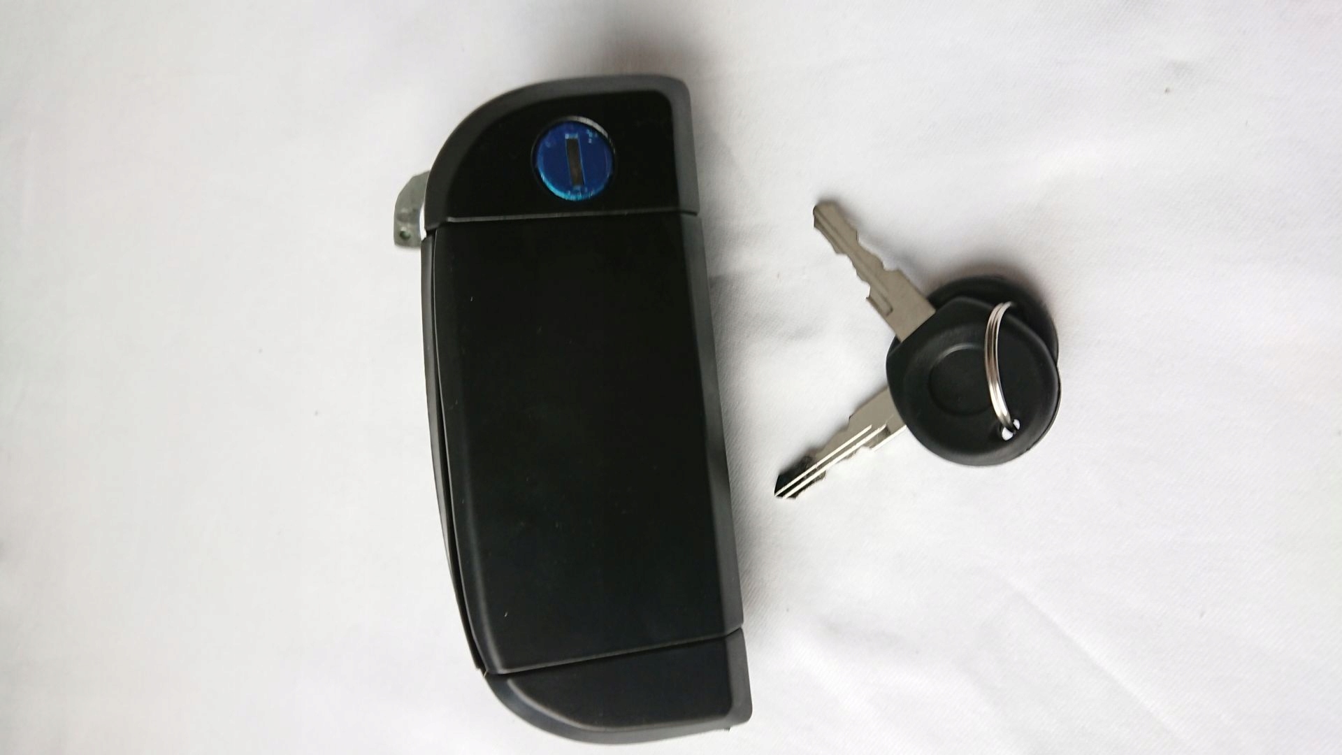 KLAMKA DRZWI LEWY PRZOD VW TRANSPORTER IV T4 Color black