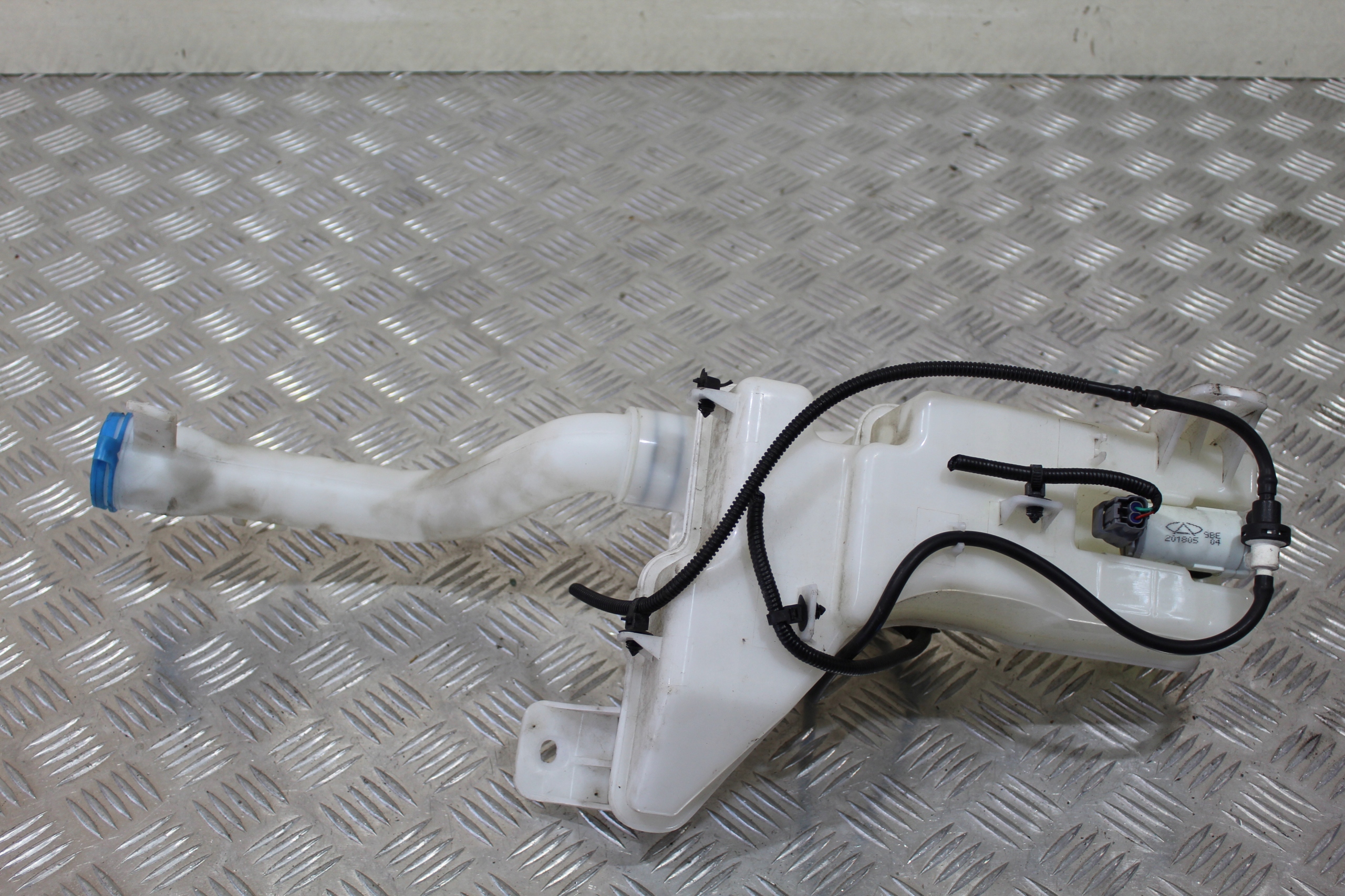 washer fluid tank DR6 DR 6 CHERY TIGGO