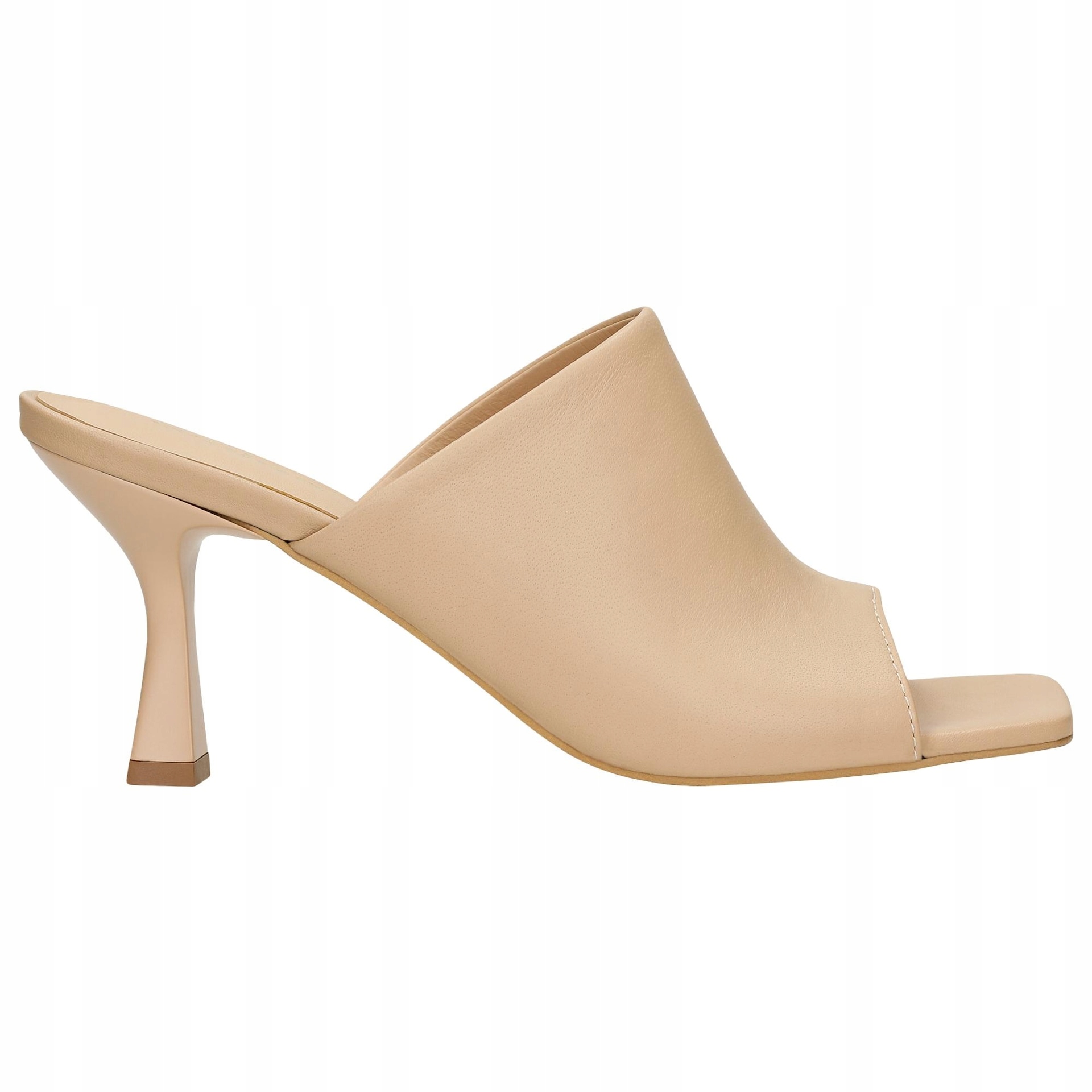 Beżowe skórzane klapki na obcasie r. 39