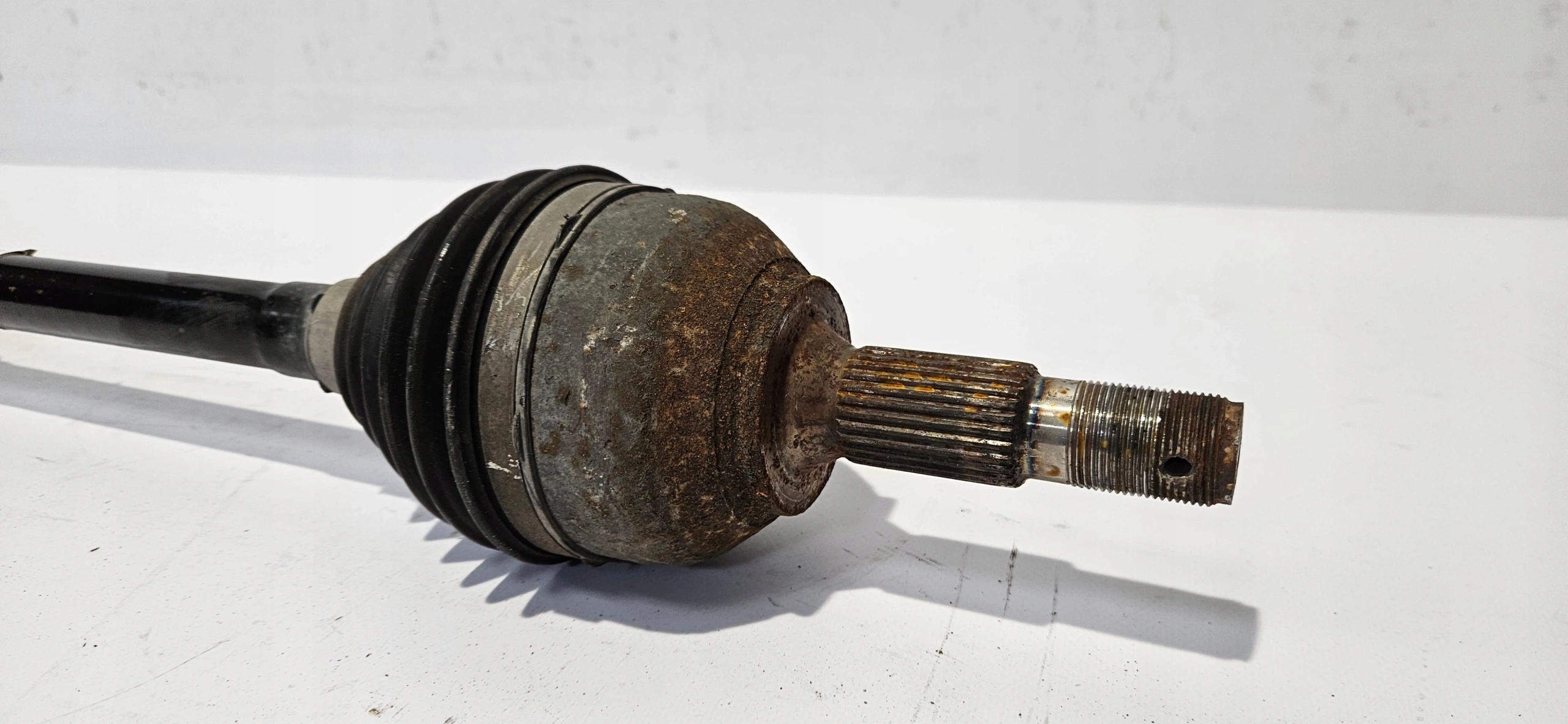 semi-axis left front CITROEN JUMPY III original 9813092180