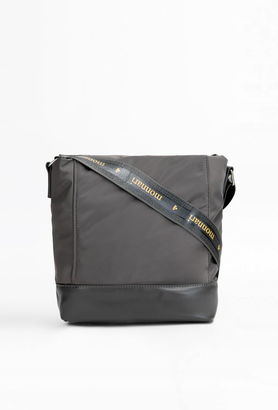 TOREBKA DAMSKA SPORTOWA MONNARI BAG0490-019 SZARA Kolekcja Wiosna Lato 2023