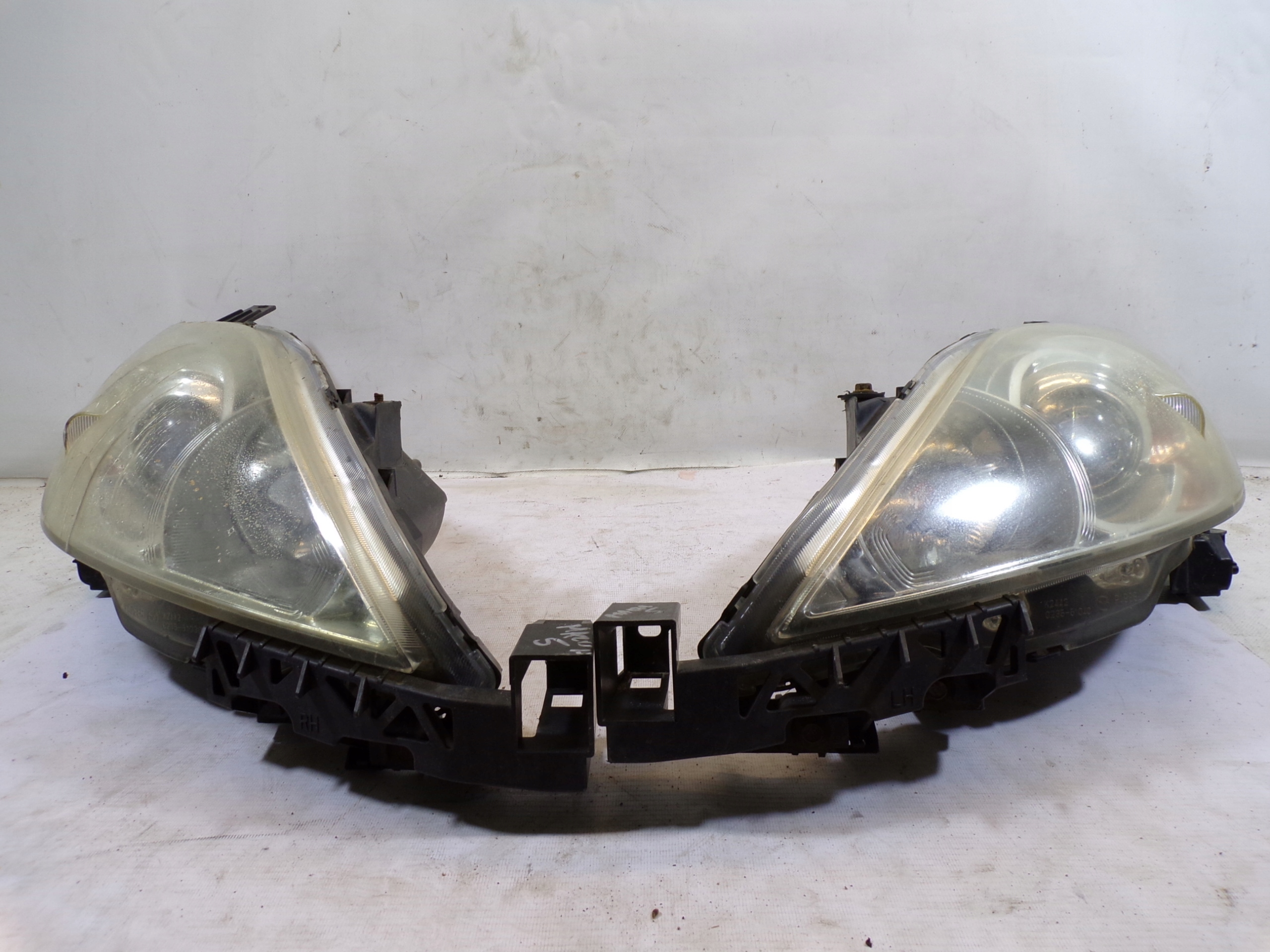 light front front left + right MAZDA 5 (K) EUROPA lights MAZDA 5 OPIS