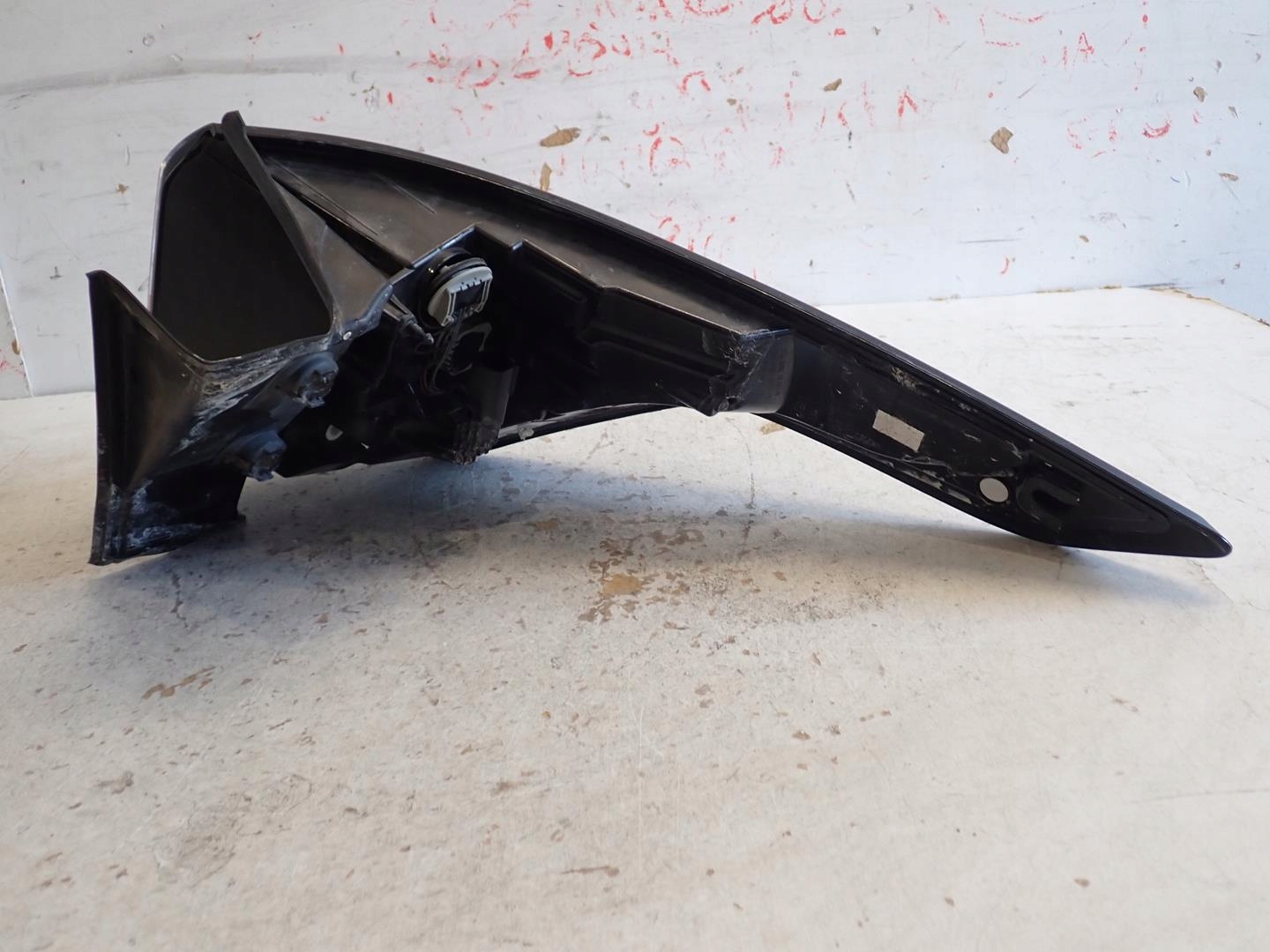 light rear part rear left FORD KUGA MK2 LIFT 2016- 90102452